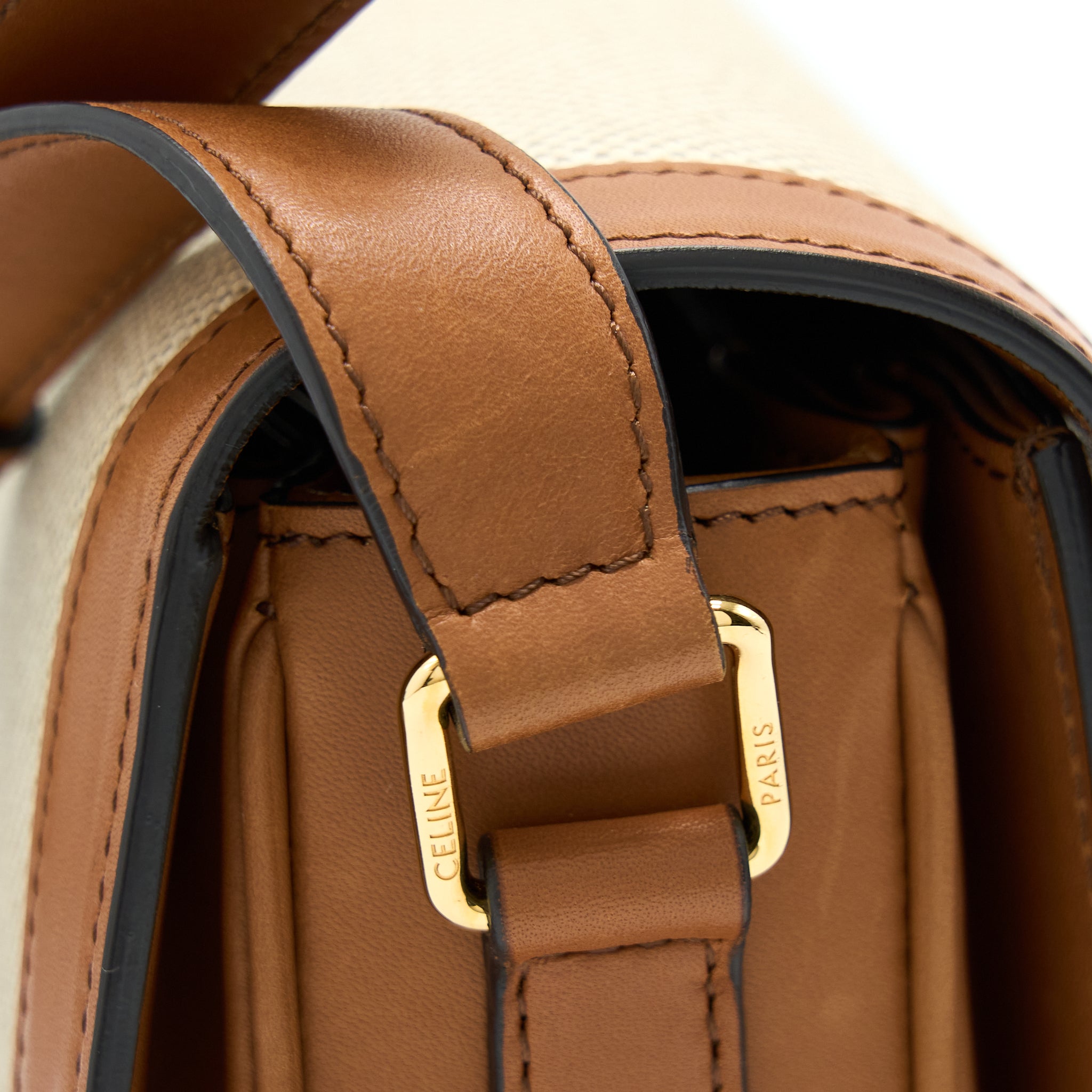 celine-medium-triomphe-bag-in-textile-natural-calfskin-ghw