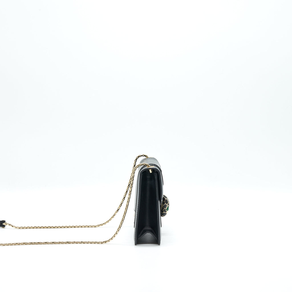 bvlgari-serpenti-forever-shoulder-bag-black
