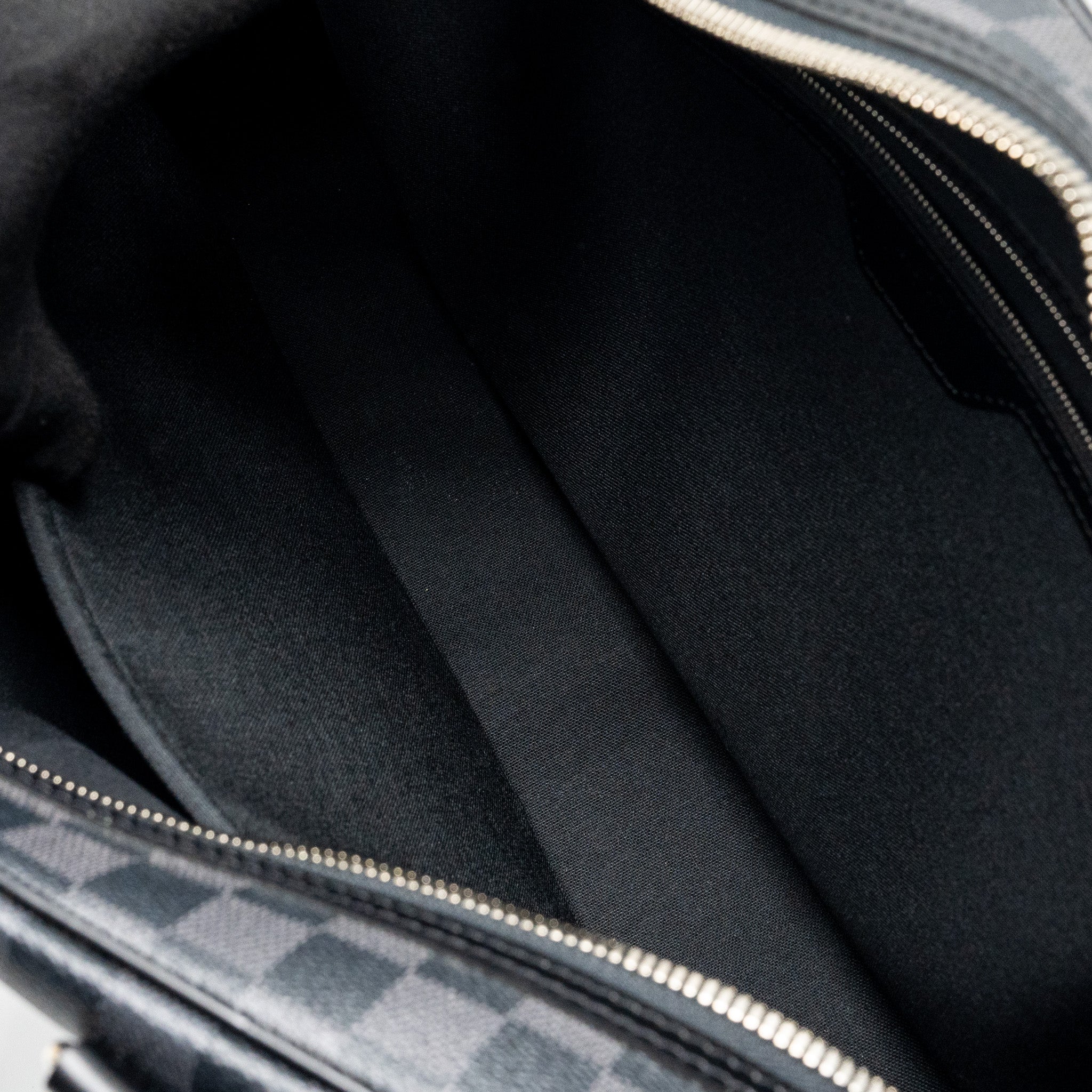 louis-vuitton-briefcase-document-bag-damier-black-shw