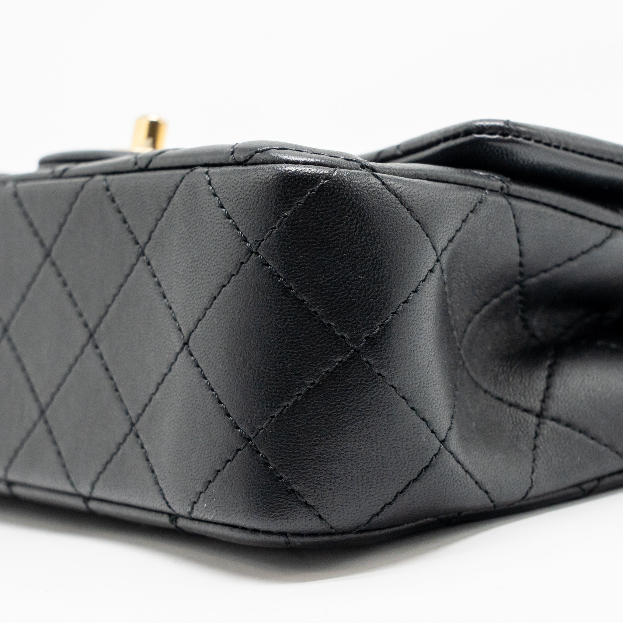 chanel-pearl-crush-mini-rectangular-flap-bag-lambskin-black-ghw-microchip-copy-3