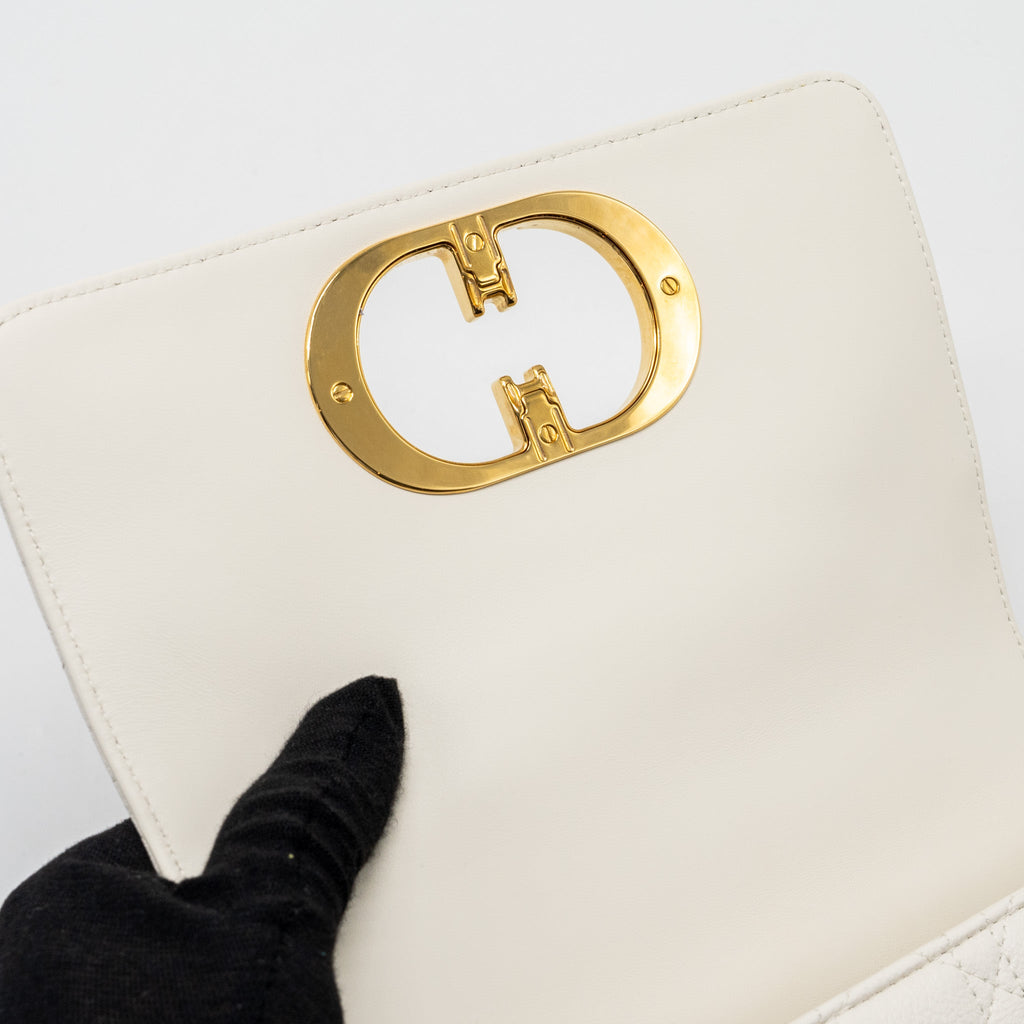 dior-caro-s-flap-bag-calfskin-white-ghw