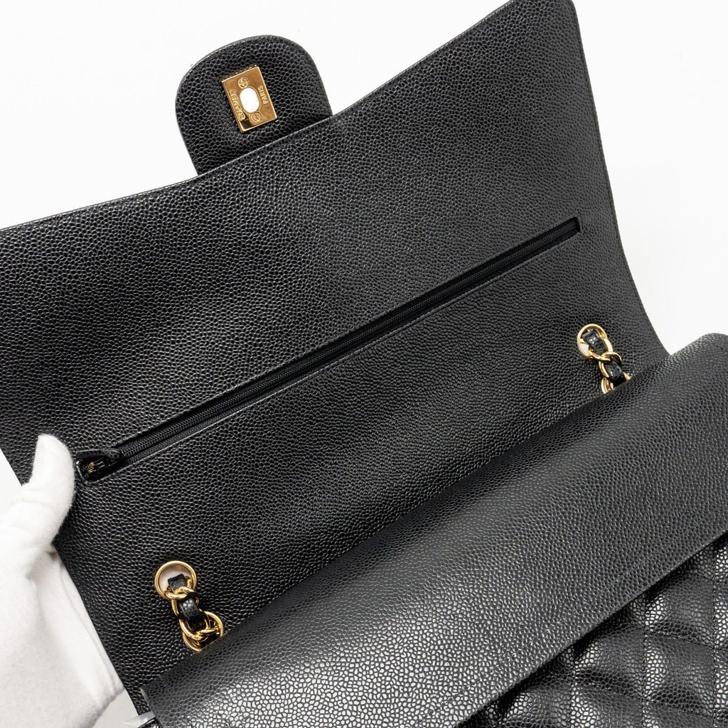 chanel-flap-black