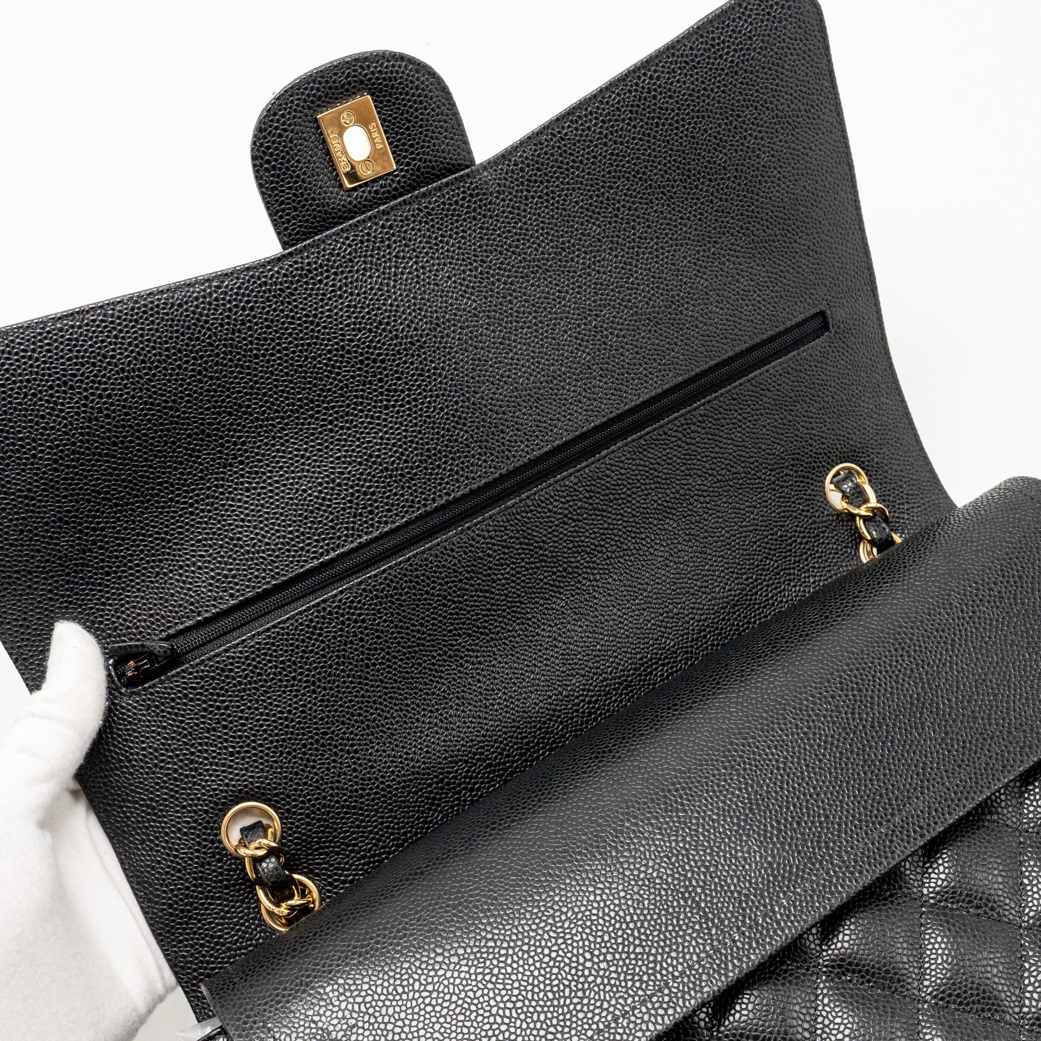 chanel-flap-black