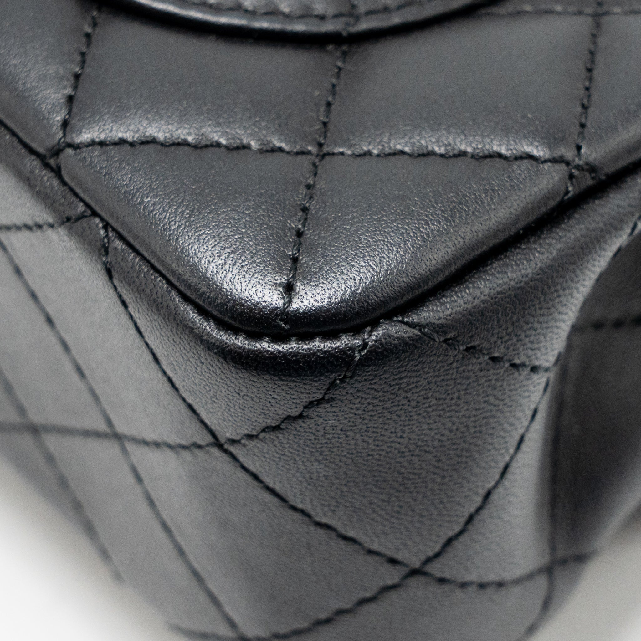 chanel-pearl-crush-mini-rectangular-flap-bag-lambskin-black-ghw-microchip-copy-3