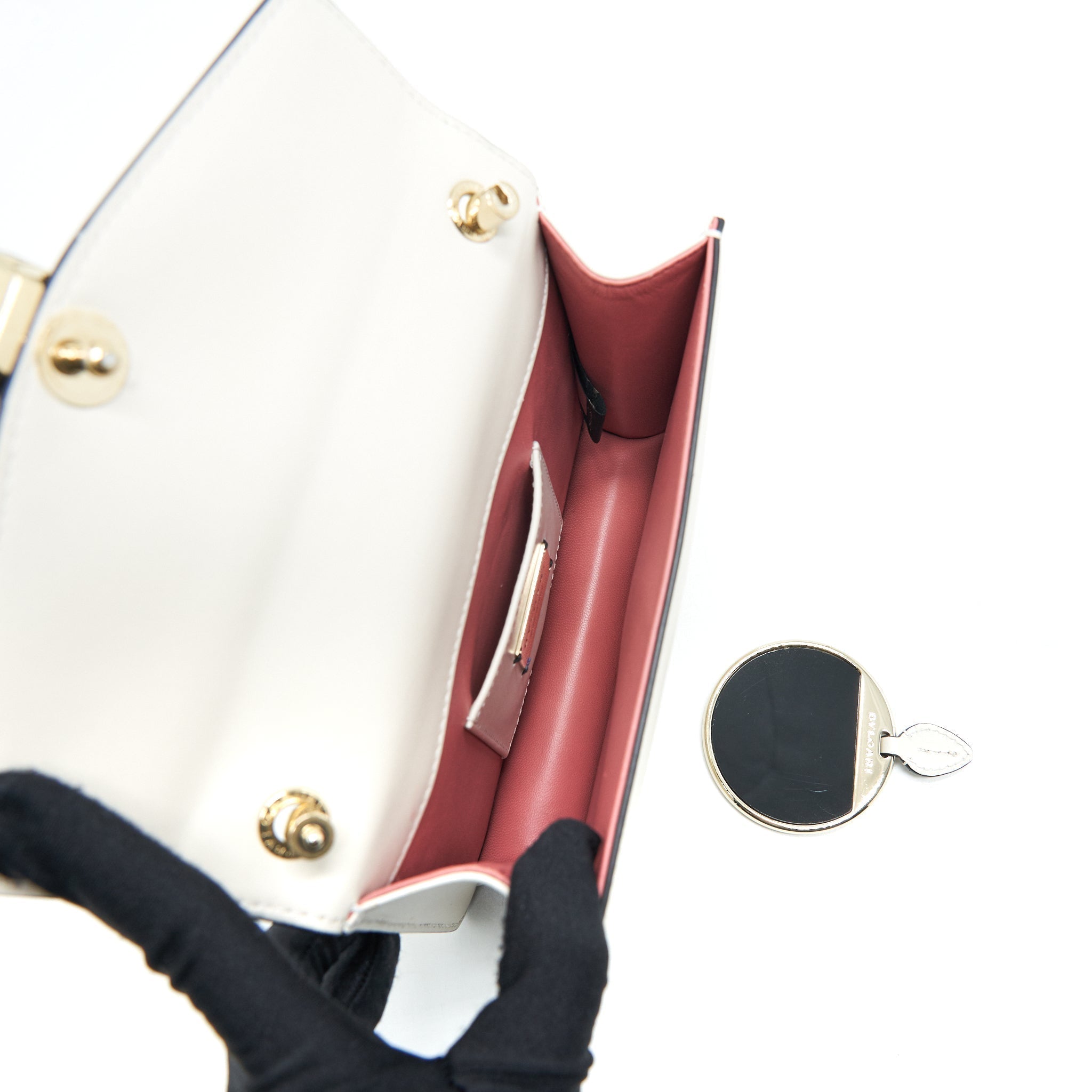 bvlgari-serpenti-forever-crossbody-bag-limited-edition-white