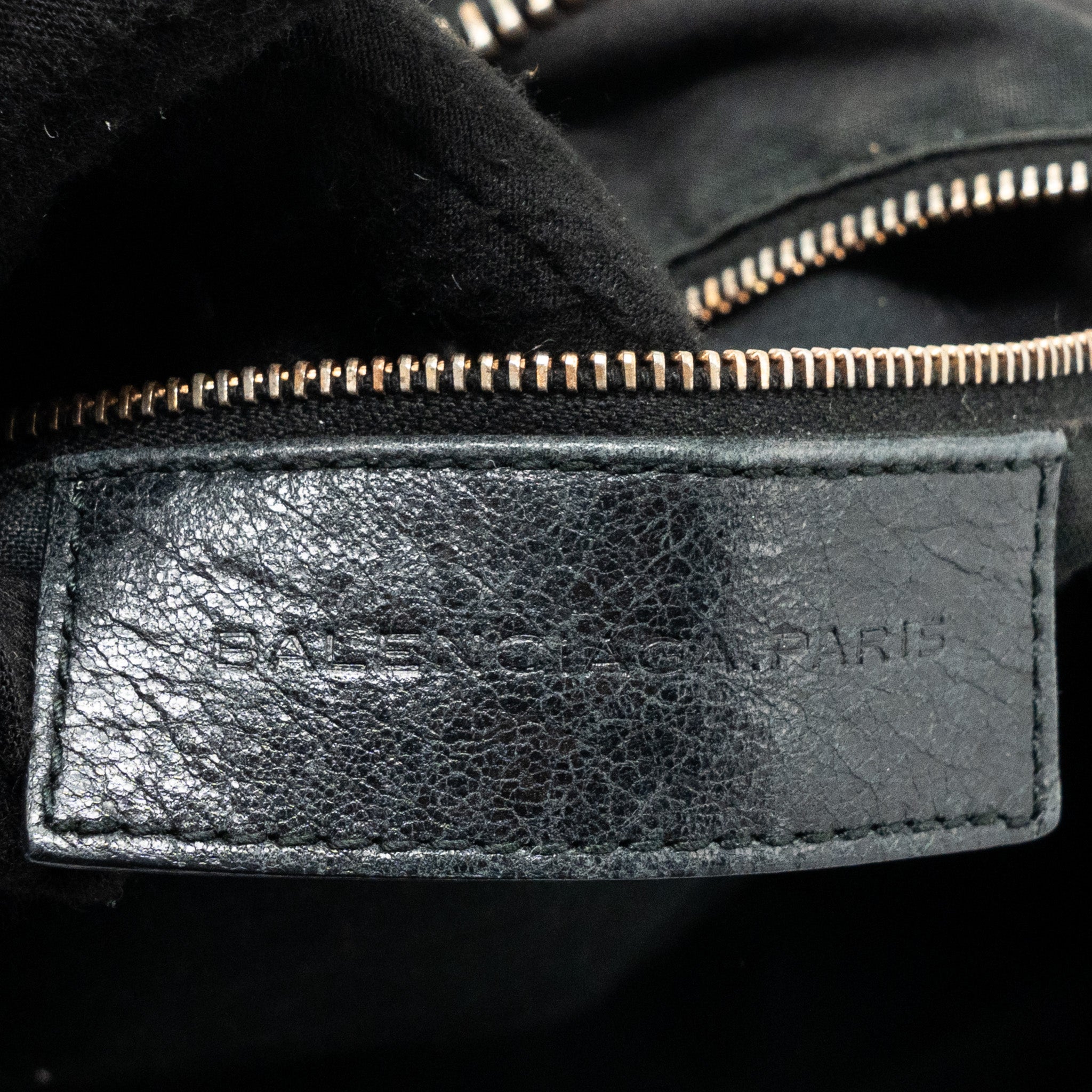 balenciaga-g21-work-bag-leather-ghw