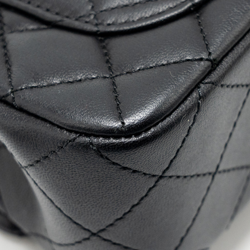 chanel-pearl-crush-mini-rectangular-flap-bag-lambskin-black-ghw-microchip-copy-3
