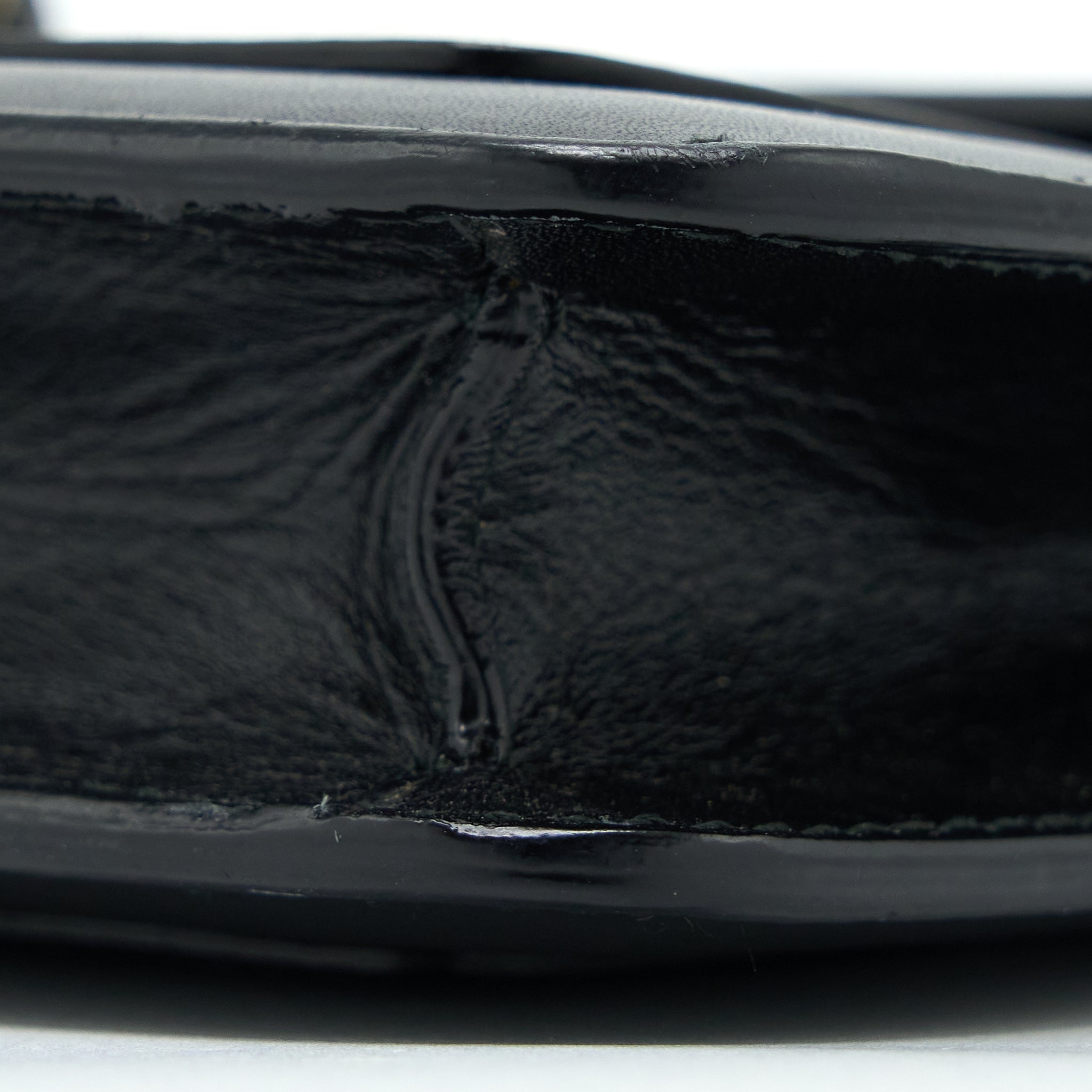 bvlgari-serpenti-clutch-with-chain-calfskin-black-ghw
