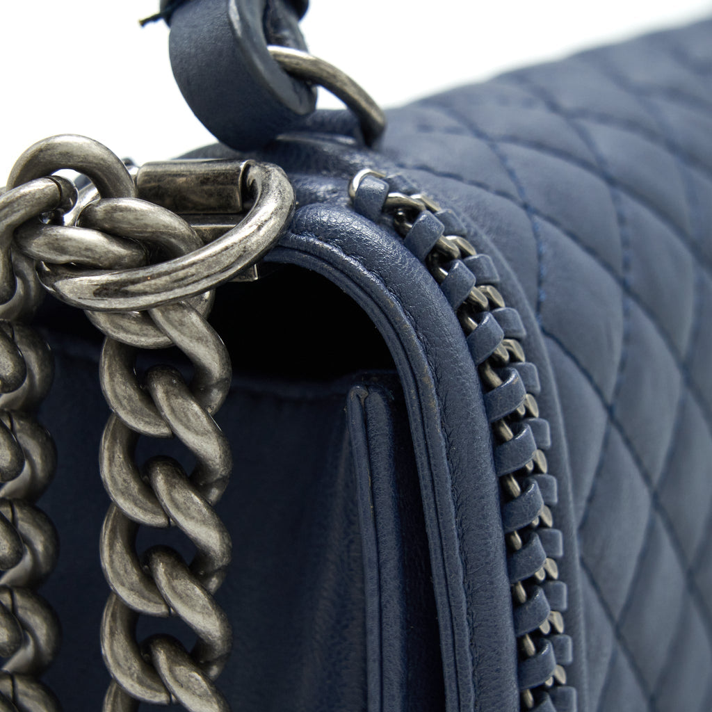 chanel-boy-bag-with-top-handle-navy-ruthenium-sliver-hardware