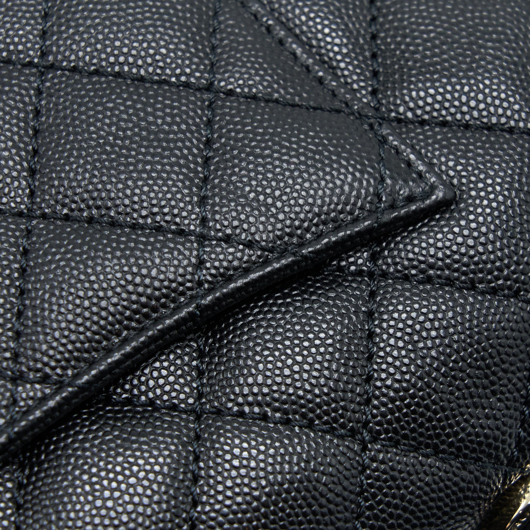 chanel-small-coco-handle-caviar-black-lghw-1