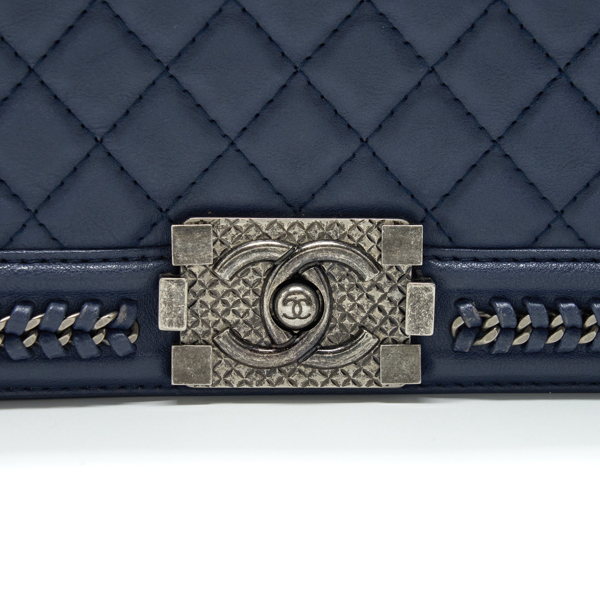 chanel-boy-bag-with-top-handle-navy-ruthenium-sliver-hardware