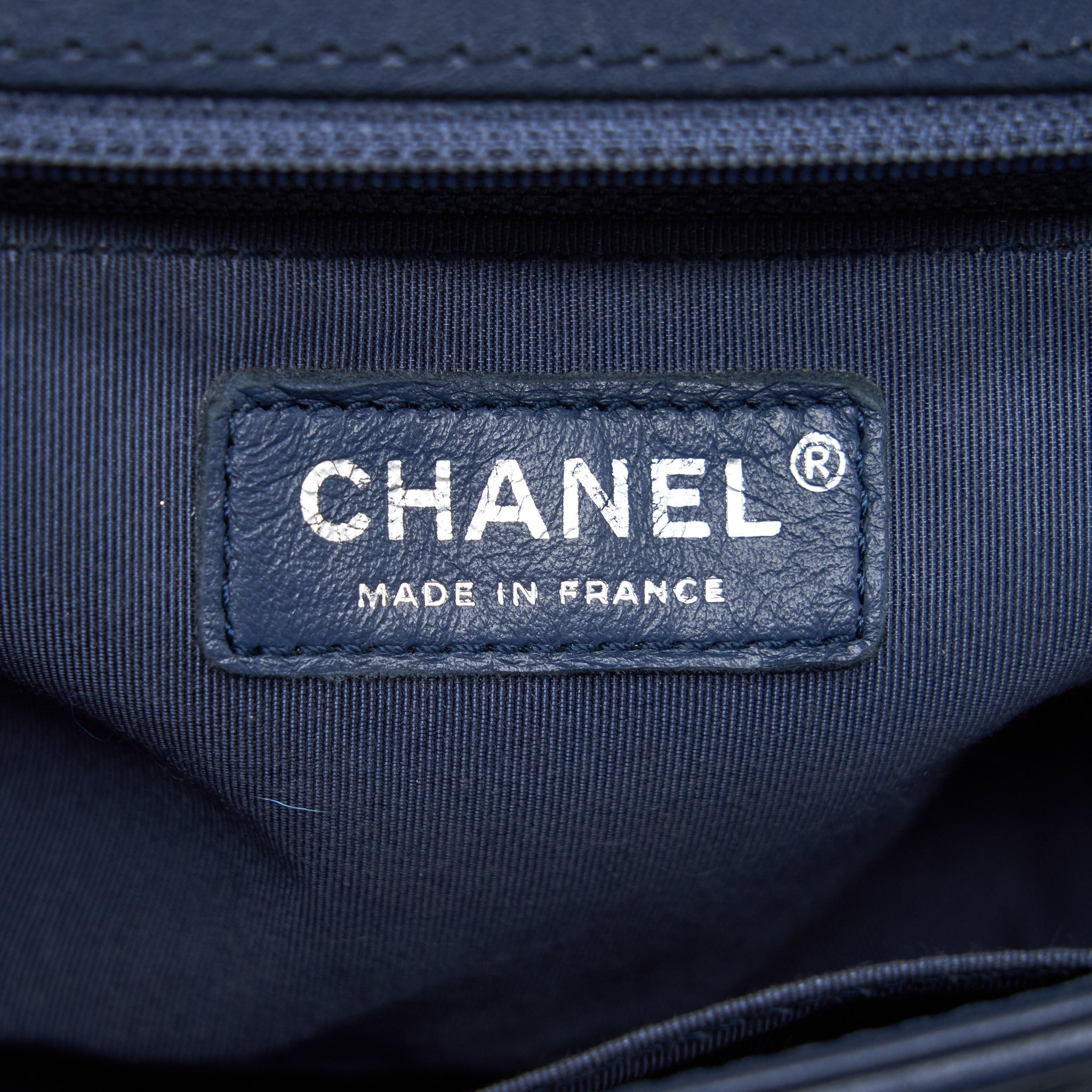 chanel-boy-bag-with-top-handle-navy-ruthenium-sliver-hardware