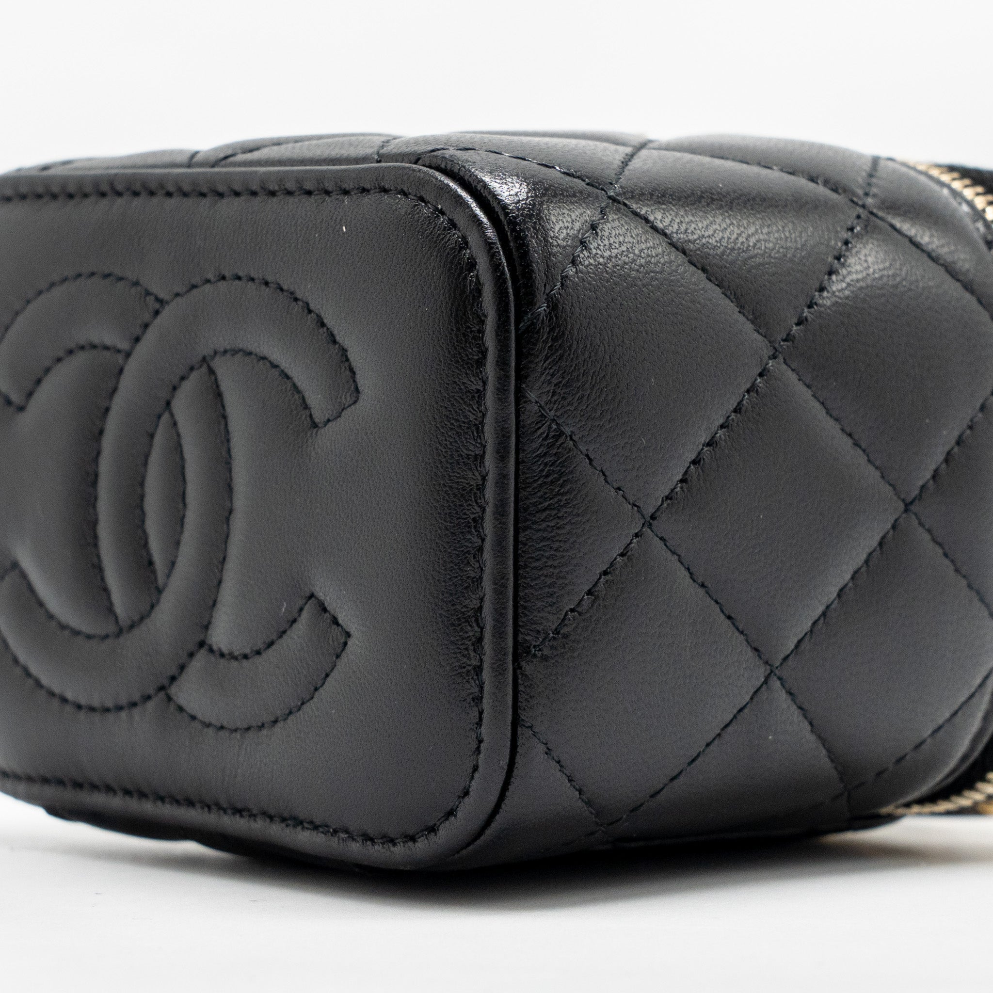 chanel-pearl-crush-mini-vanity-with-chain-lambskin-black-ghw-microchip-1