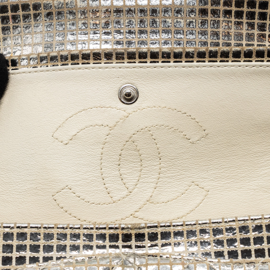 chanel-mini-2-55-reissue-flap-bag-beige-silver-with-shw