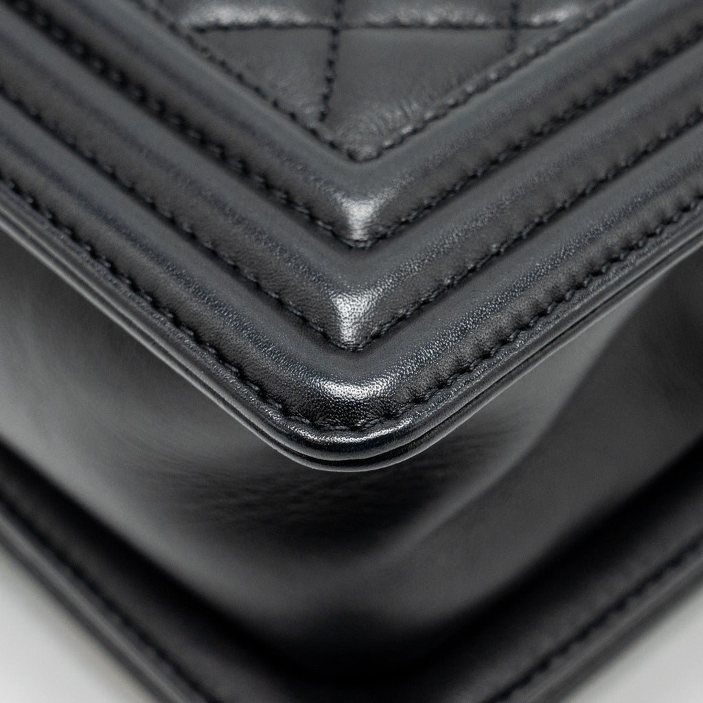chanel-small-boy-bag-calfskin-black-ghw-microchip-copy-2