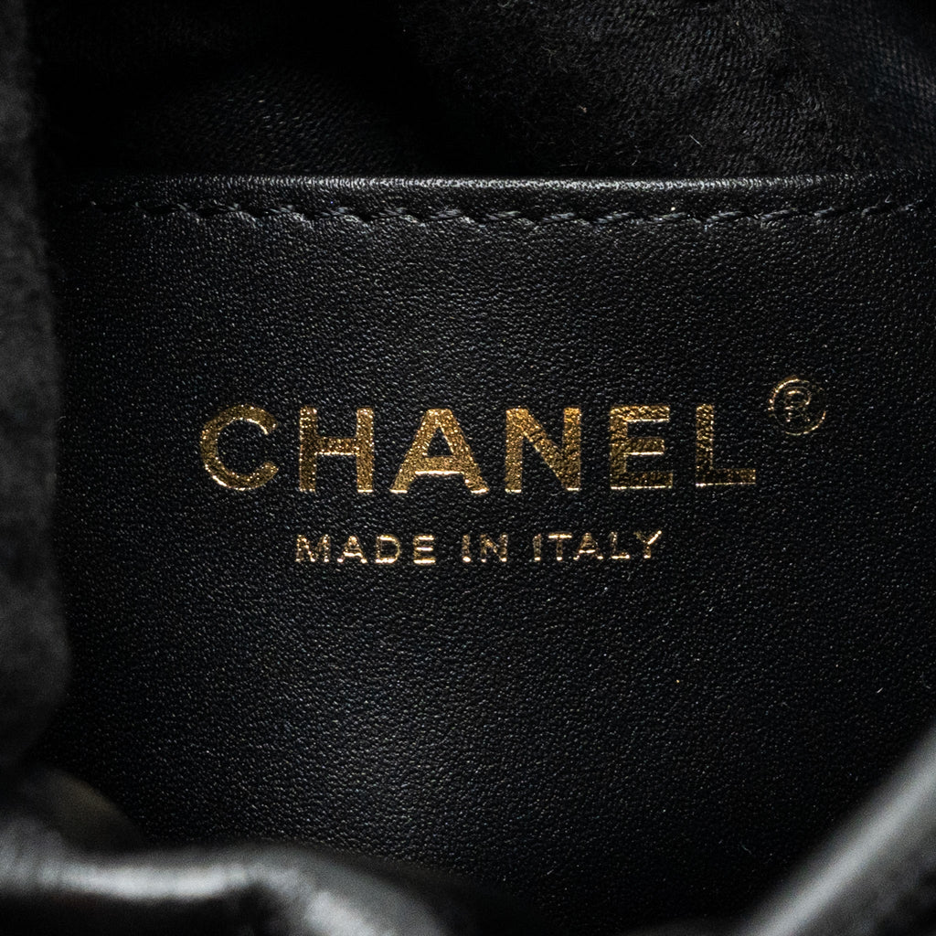copy-of-chanel-mini-22-bag-shiny-calfskin-black-brushed-ghw-microchip-1