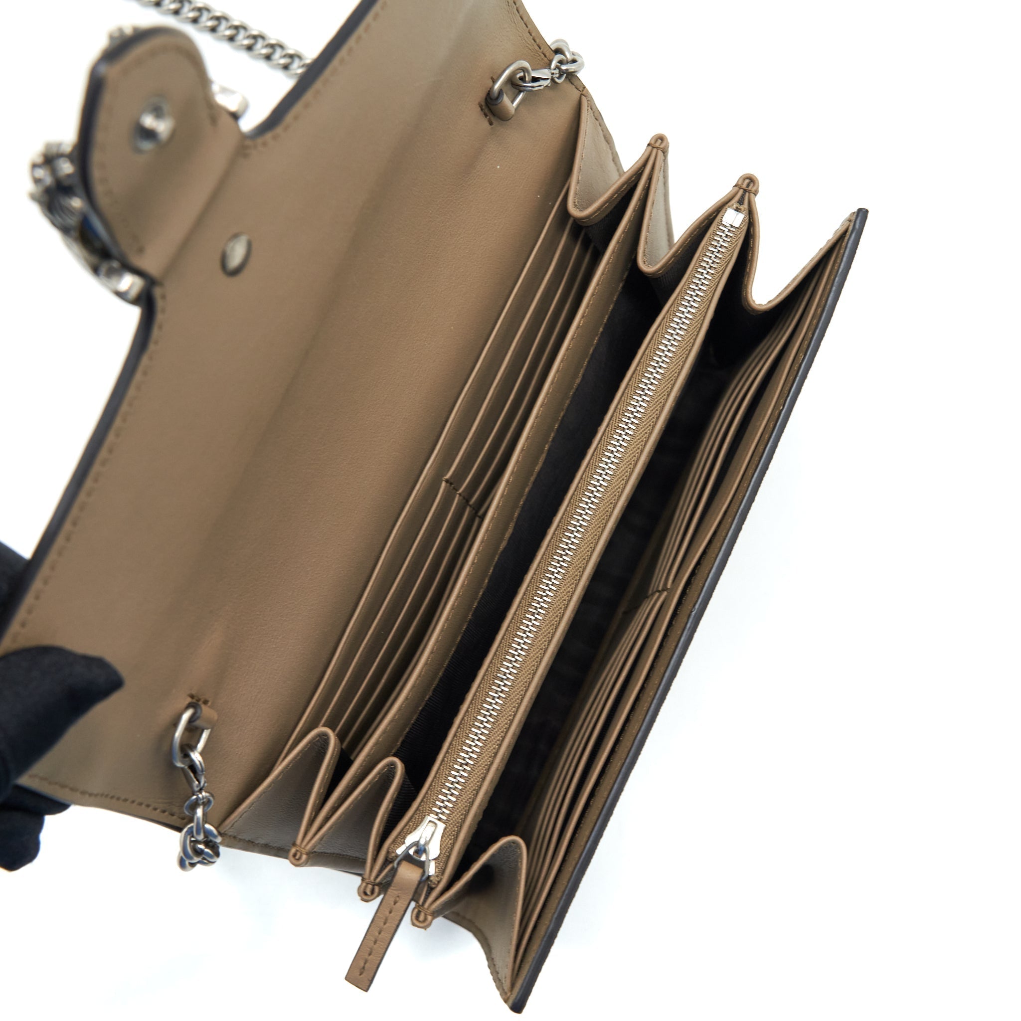 gucci-dionysus-gg-supreme-chain-wallet