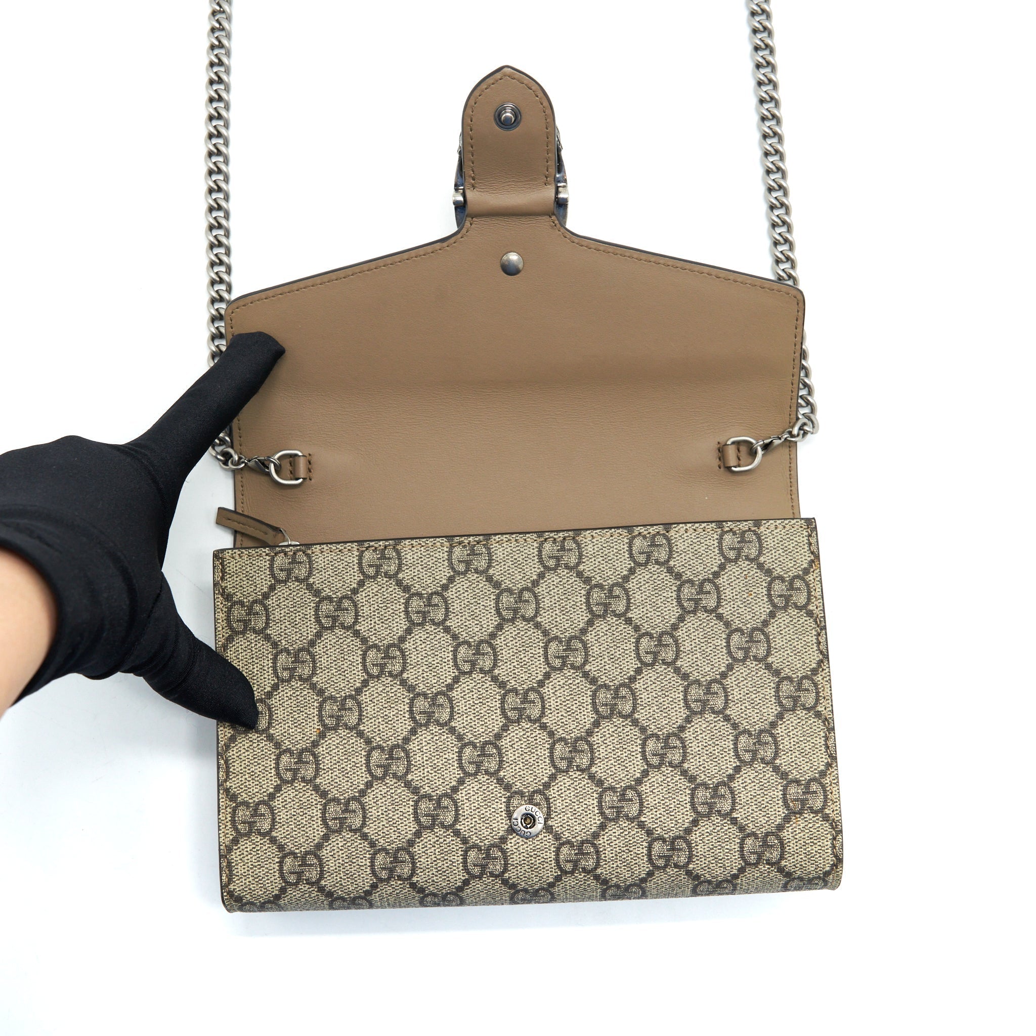 gucci-dionysus-gg-supreme-chain-wallet