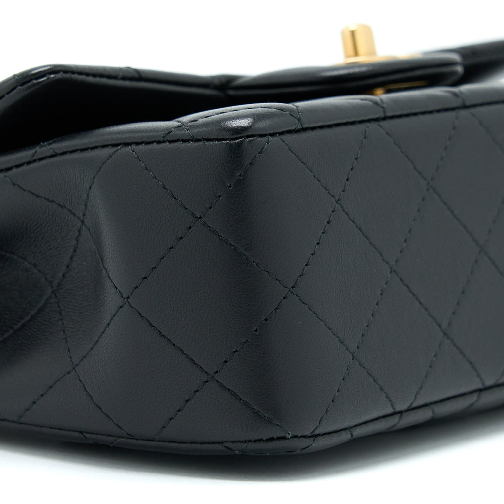 chanel-21k-top-handle-mini-rectangular-flap-bag-lambskin-black-brushed-ghwmicrochip