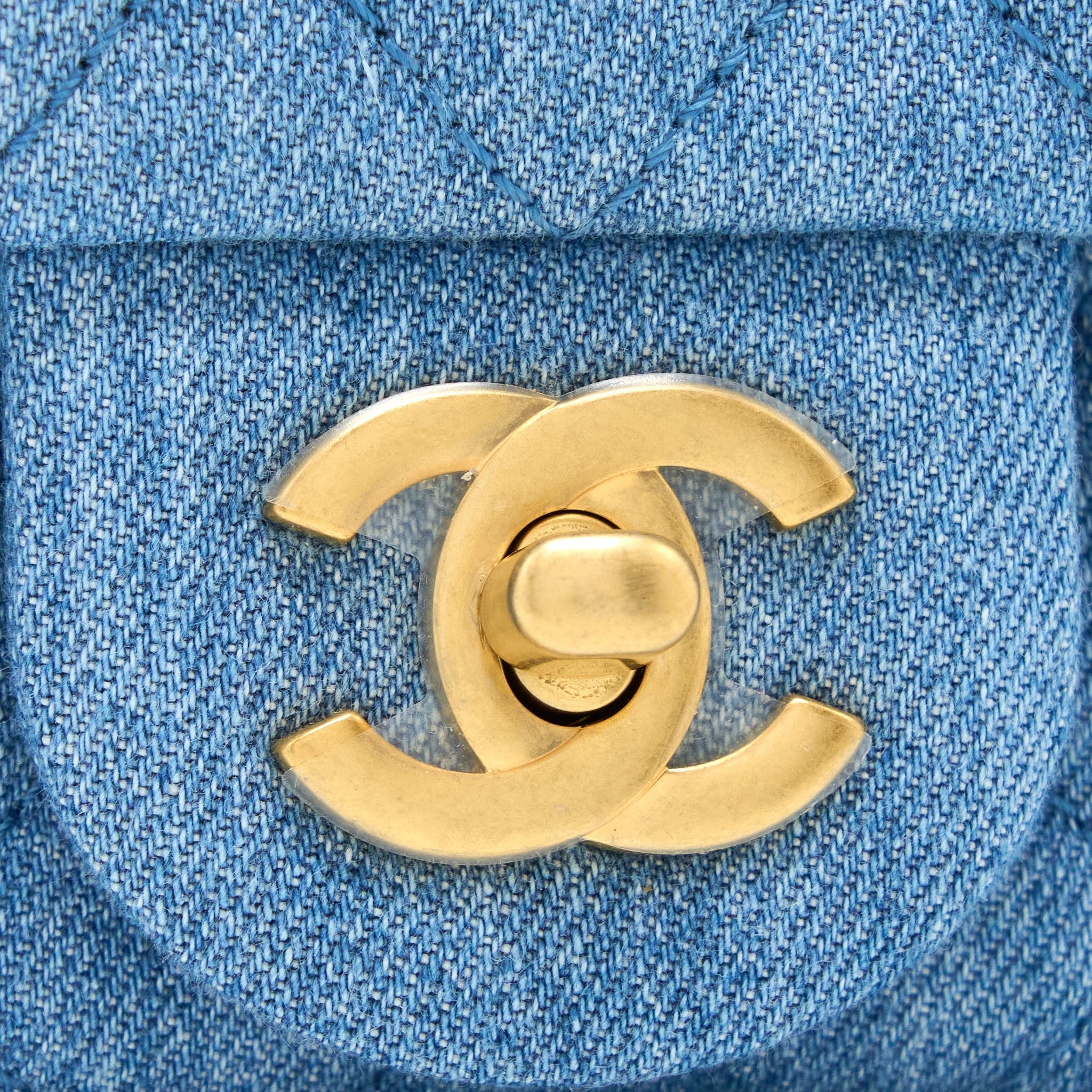 chanel-pearl-crush-mini-square-flap-bag-denim-ghw-microchip