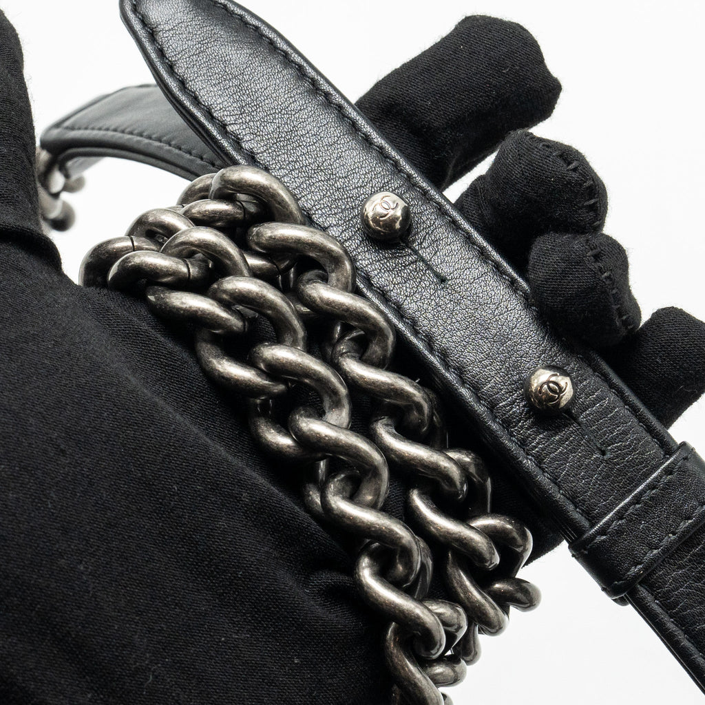 chanel-medium-boy-bag-calfskin-black-ruthenium-hardware-1