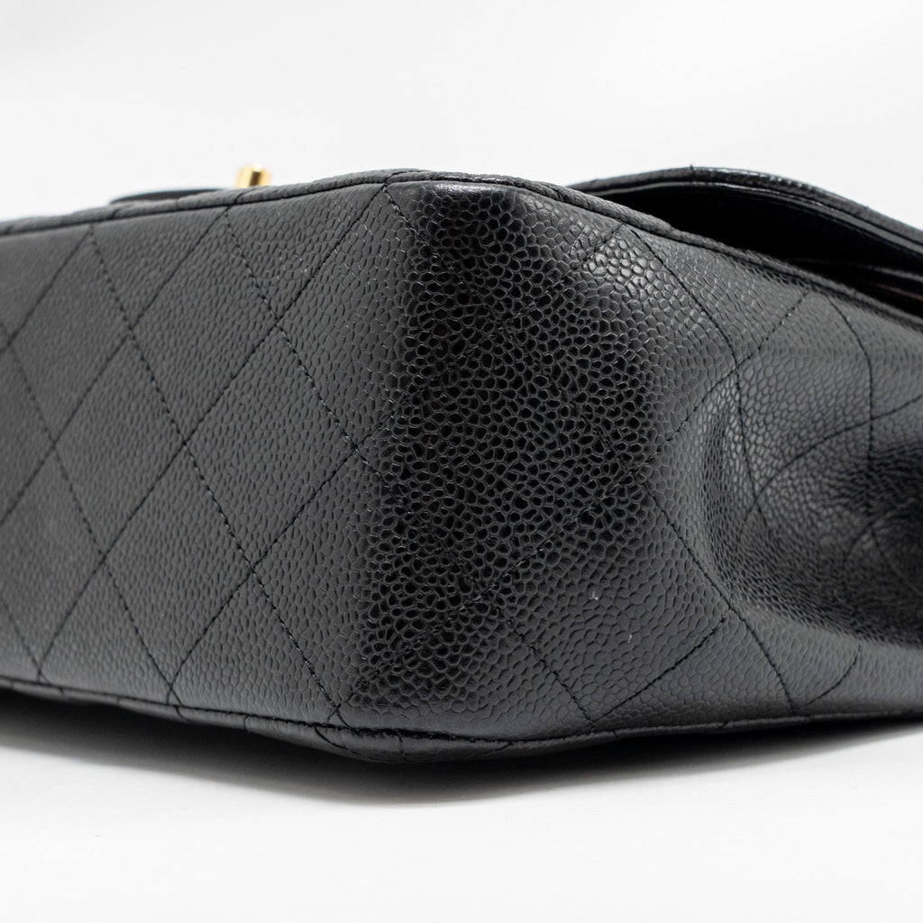 chanel-jumbo-classic-double-flap-bag-caviar-black-ghw-12