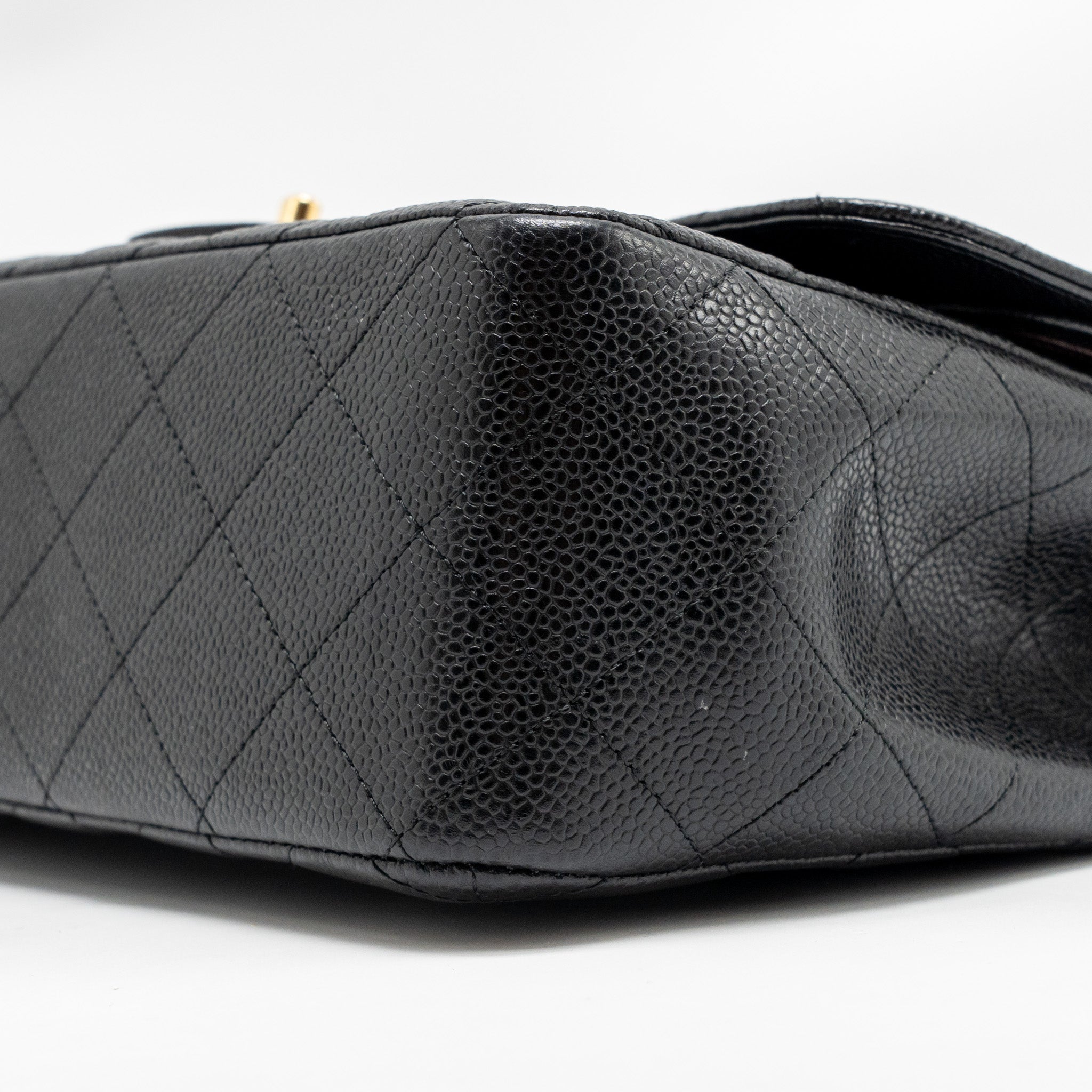 chanel-jumbo-classic-double-flap-bag-caviar-black-ghw-12