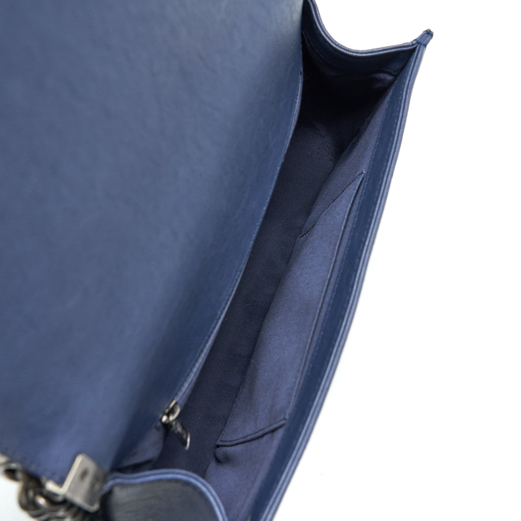 chanel-boy-bag-with-top-handle-navy-ruthenium-sliver-hardware