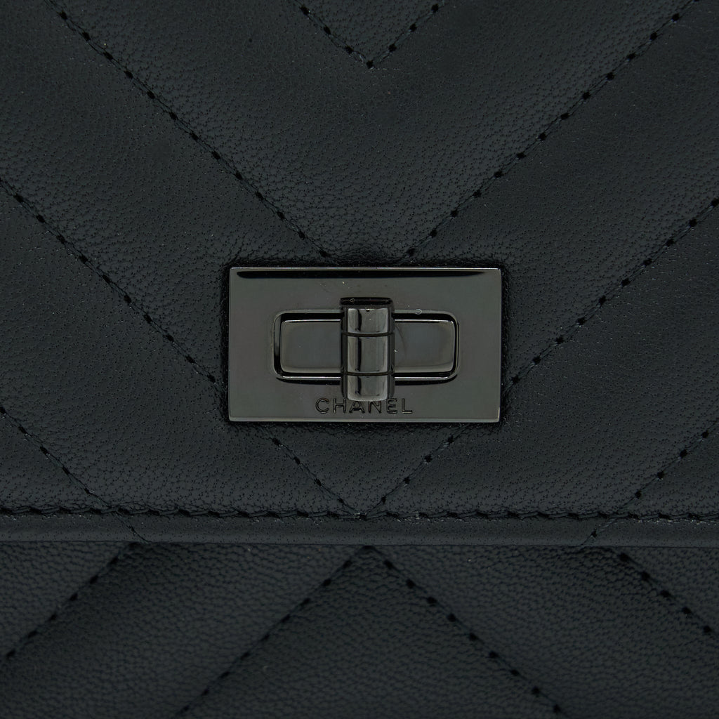 chanel-2-55-so-black-wallet-on-chain-calfskin-with-black-hardware