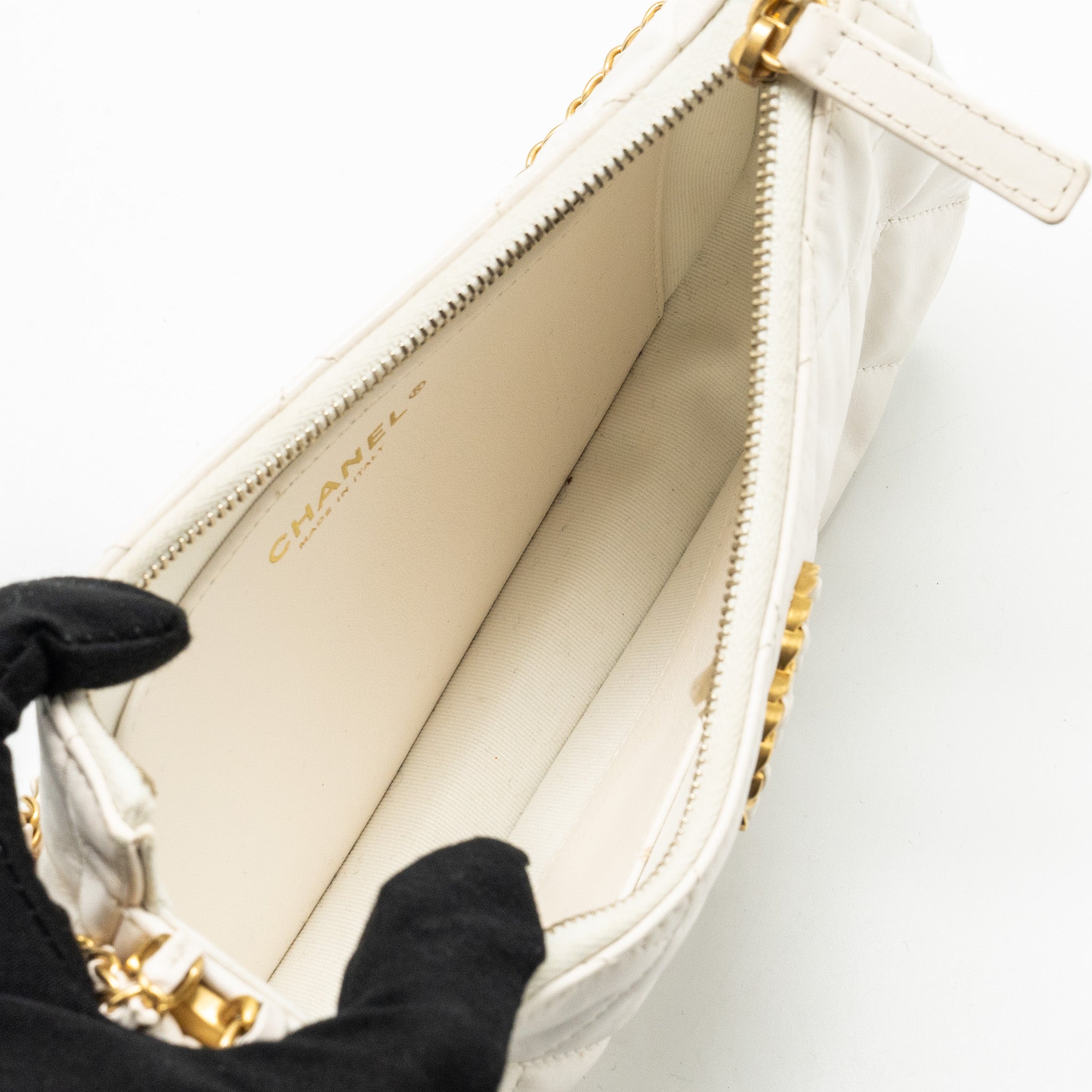 chanel-23k-hobo-bag-calfskin-white-ghw-microchip-copy