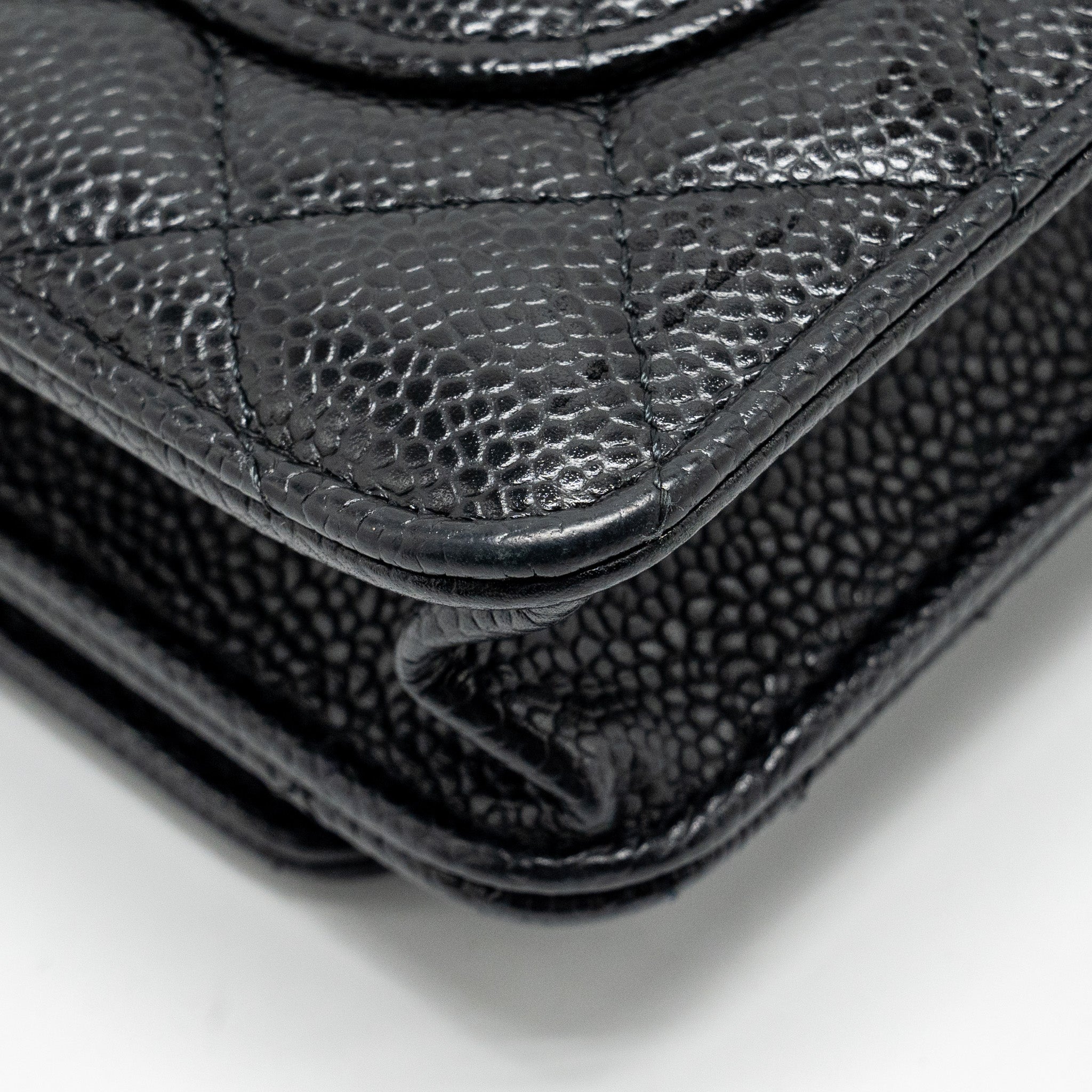 chanel-classic-wallet-on-chain-caviar-black-ghw-18