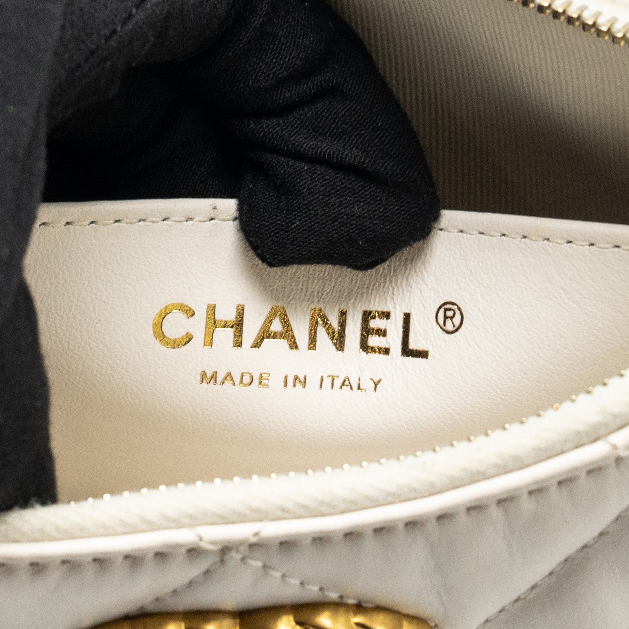 chanel-23k-hobo-bag-calfskin-white-ghw-microchip-copy