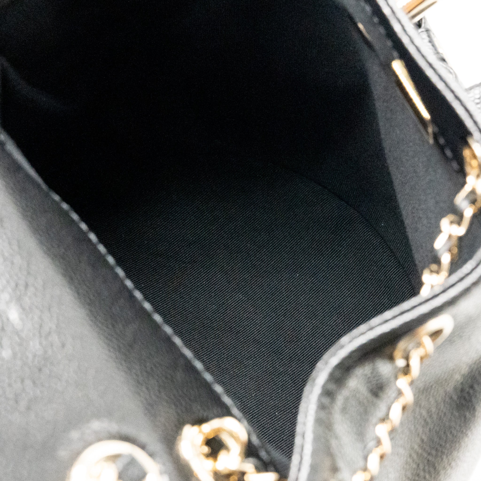 chanel-bag-black-2