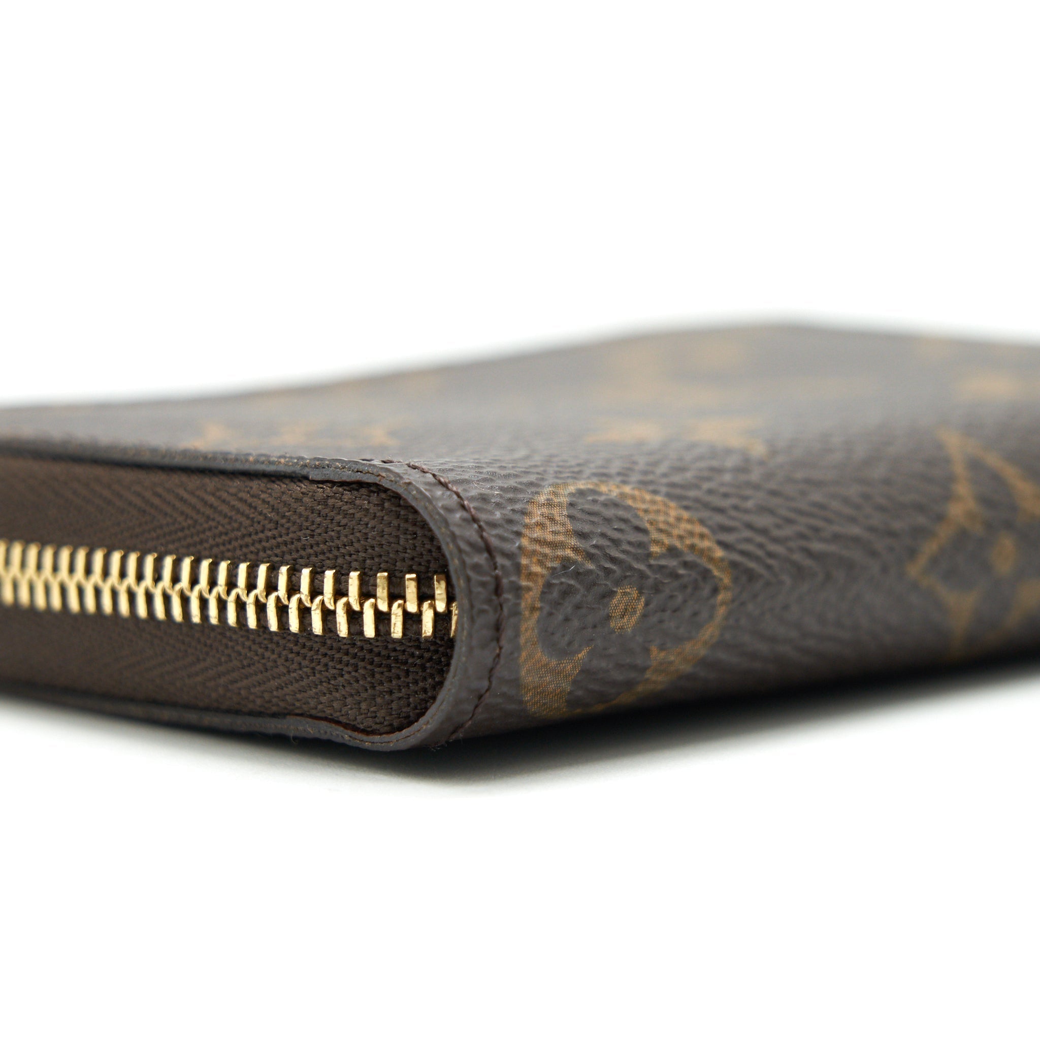 louis-vuitton-zippy-coin-purse-monogram-canvas