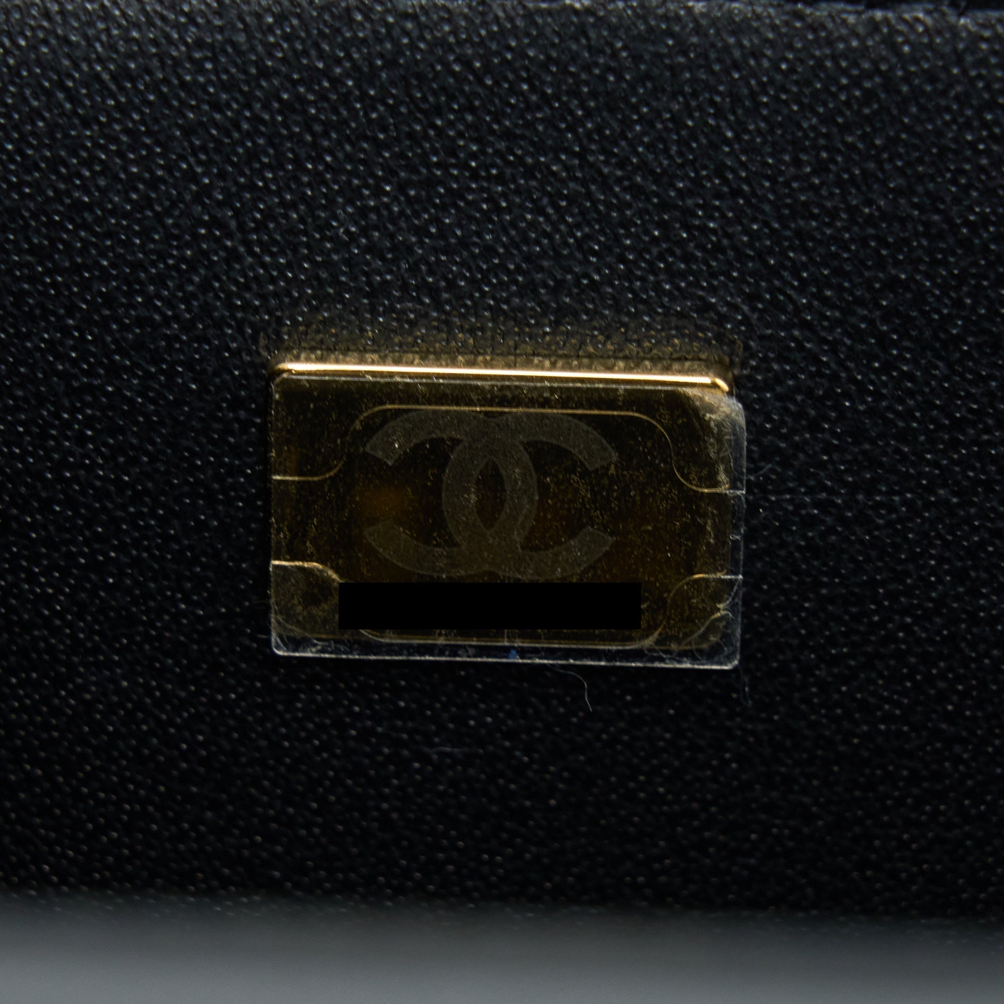 chanel-21k-top-handle-mini-rectangular-flap-bag-lambskin-black-brushed-ghwmicrochip