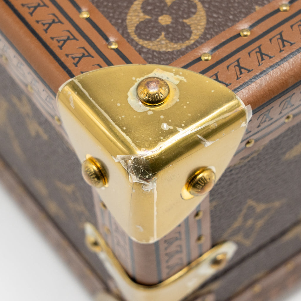 louis-vuitton-coffret-joaillerie-monogram-canvas-rouge-fusion