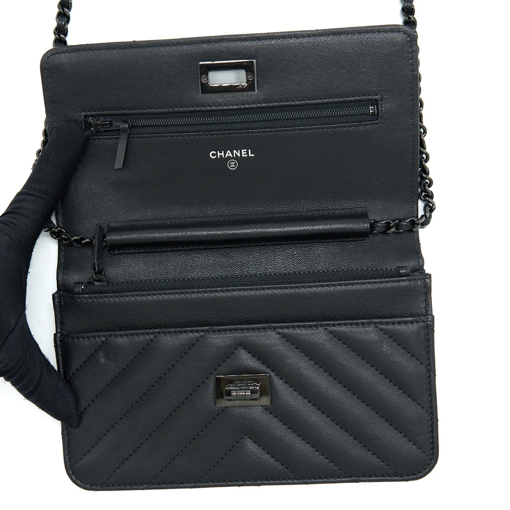 chanel-2-55-so-black-wallet-on-chain-calfskin-with-black-hardware
