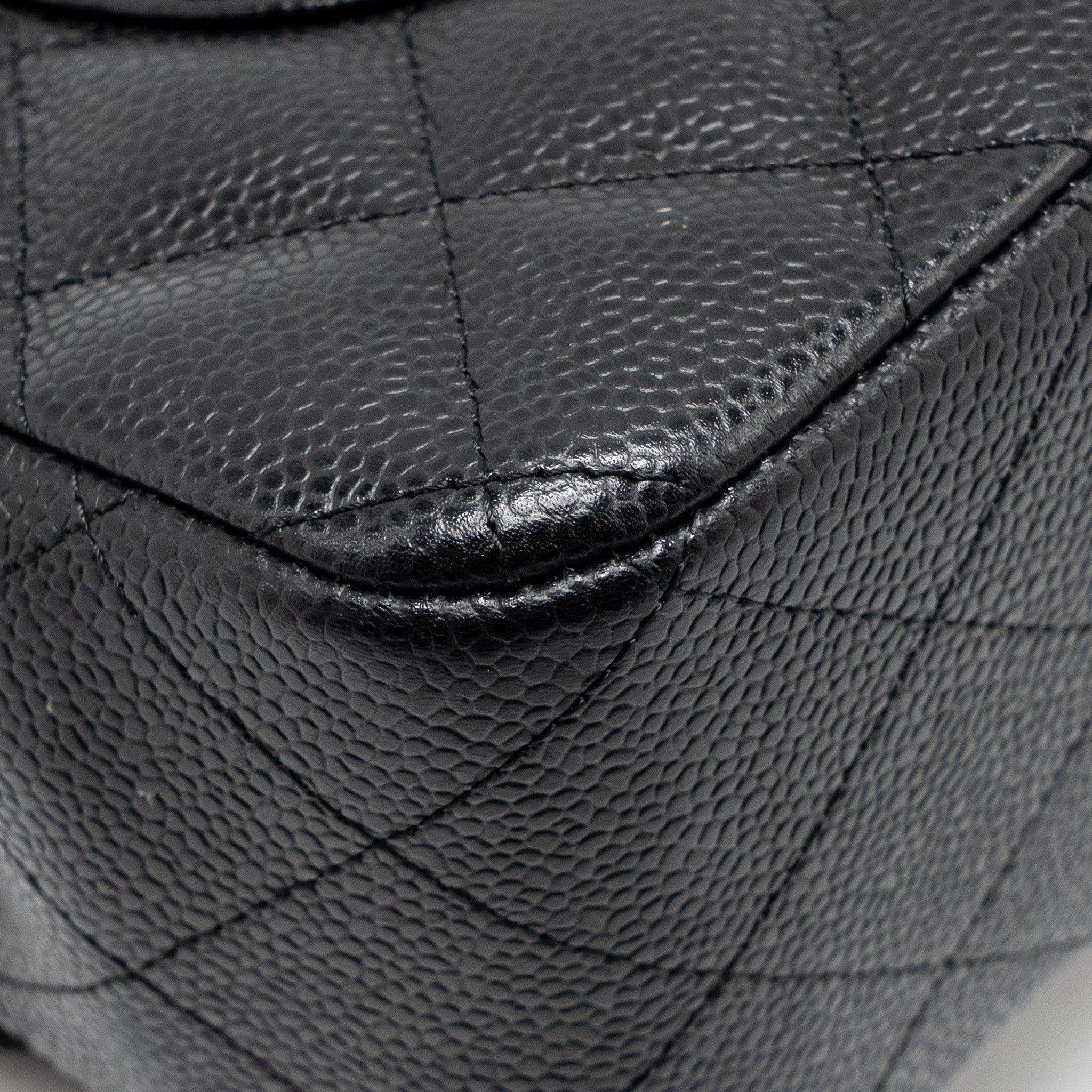 chanel-jumbo-classic-double-flap-bag-caviar-black-ghw-12