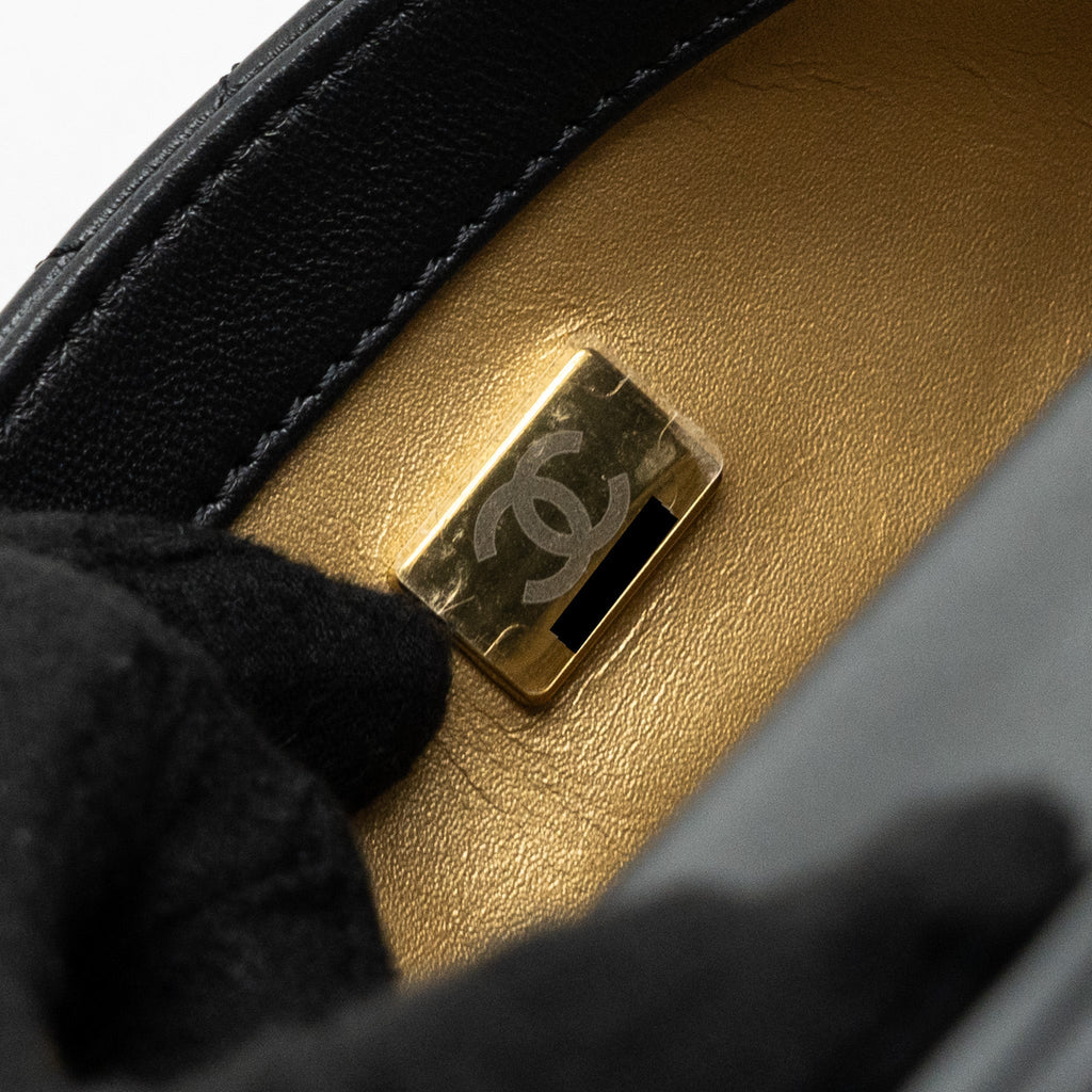 chanel-pearl-crush-mini-square-flap-bag-lambskin-black-ghw-microchip-4