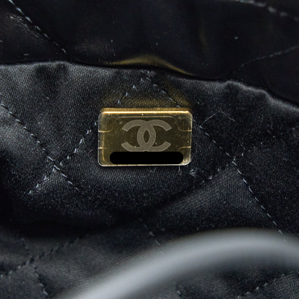 chanel-23s-mini-22-bag-shiny-calfskin-black-brushed-ghw-microchip-1