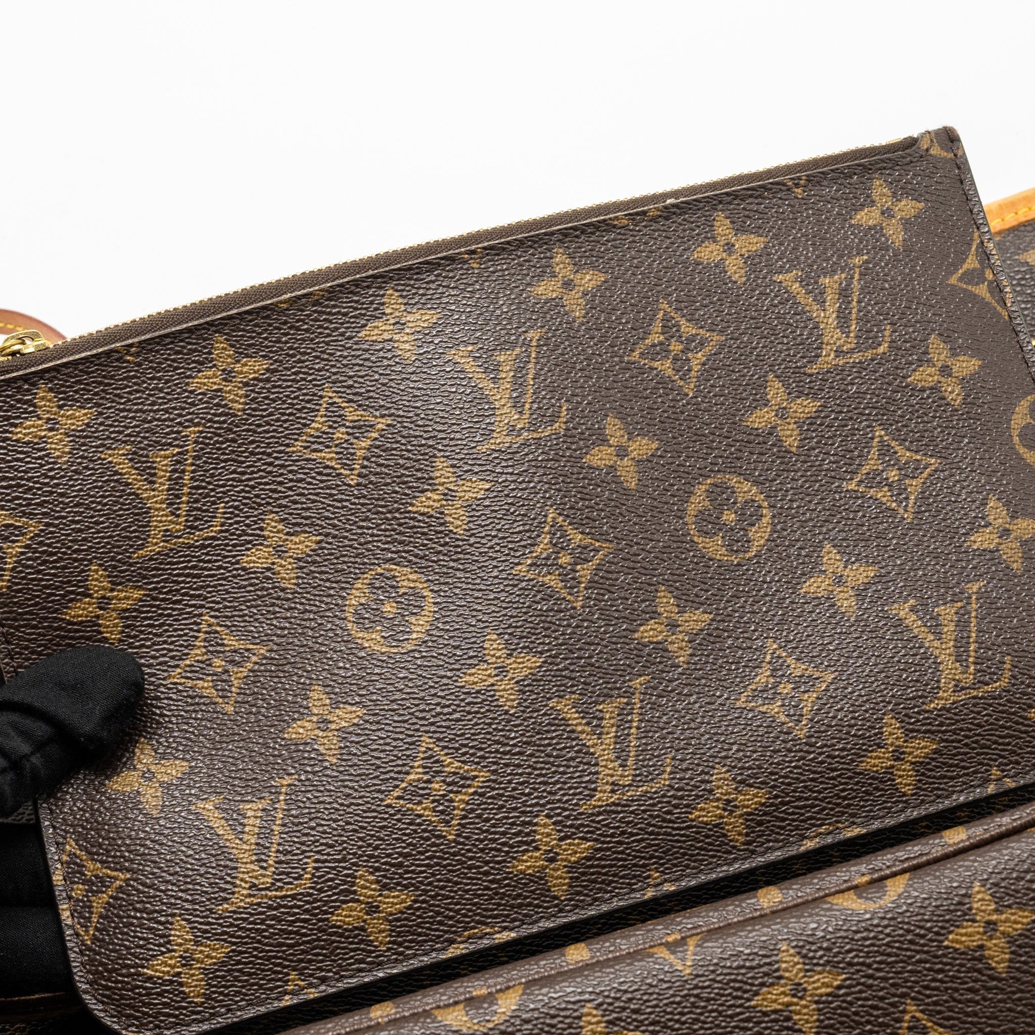 louis-vuitton-neverfull-mm-monogram-canvas-ghw-6
