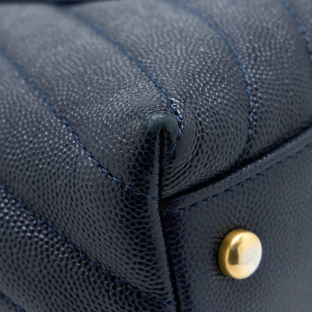 chanel-medium-chevron-coco-handle-bag-caviar-with-lizard-handle-navy-brushed-ghw