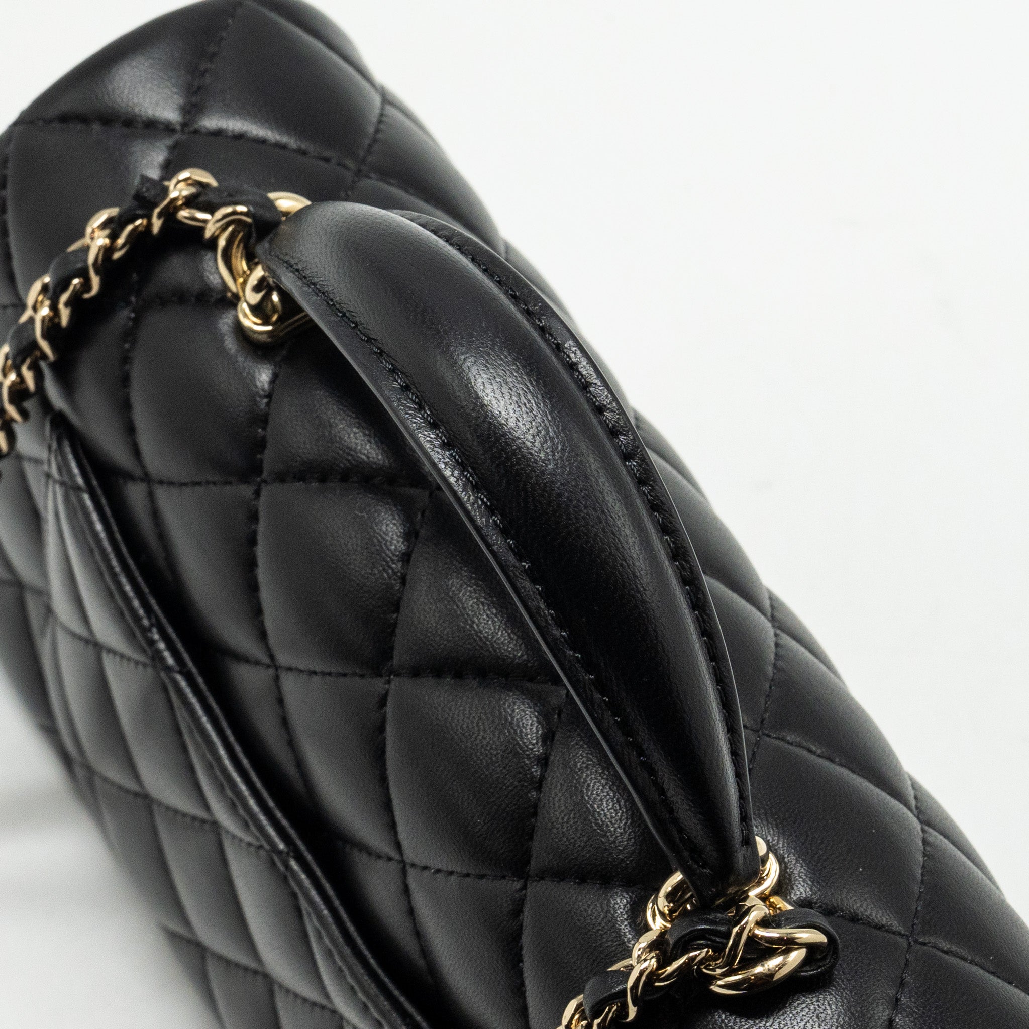 chanel-top-handle-mini-rectangular-flap-bag-lambskin-black-lghwmicrochip-3