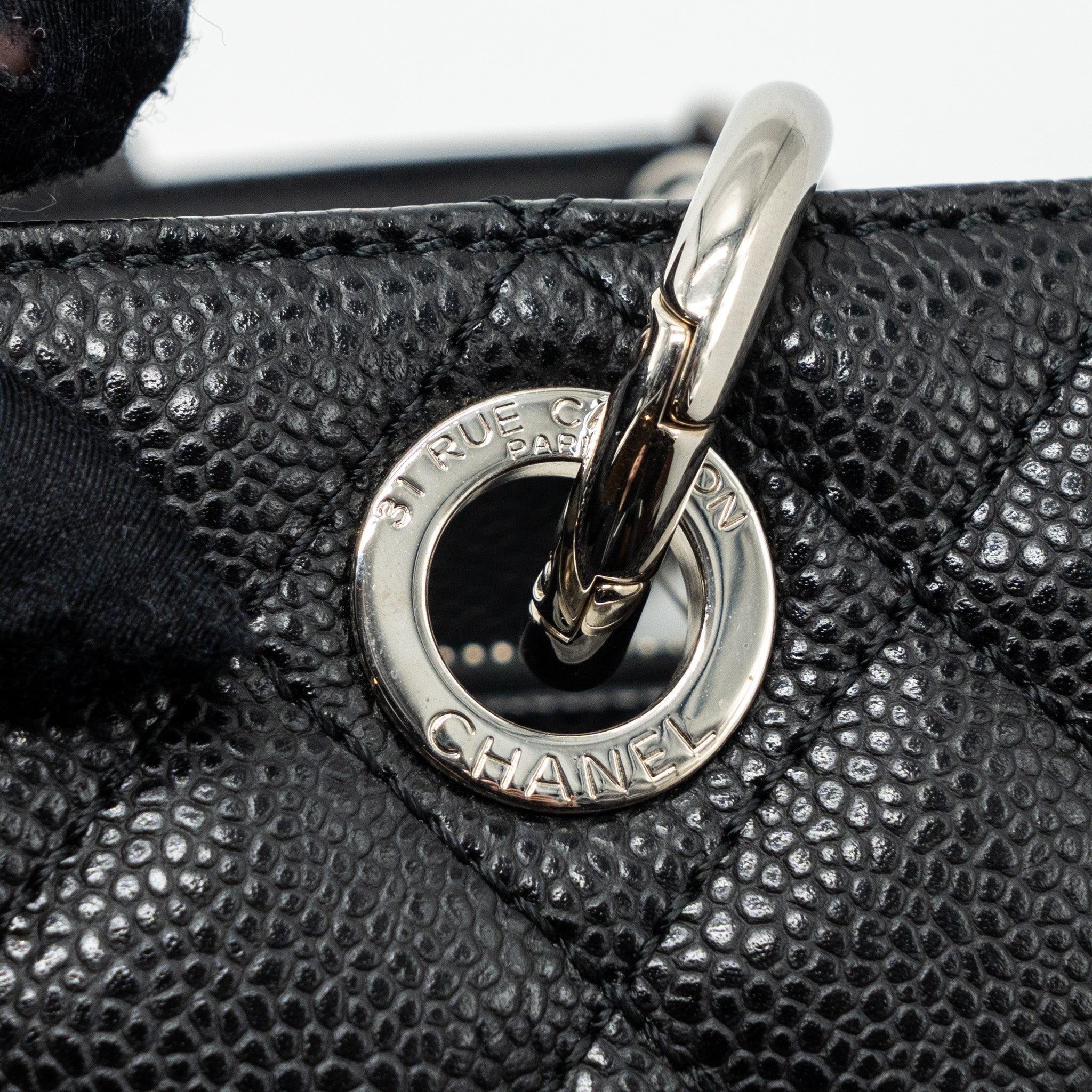 chanel-grand-shopping-tote-caviar-black-shw-1
