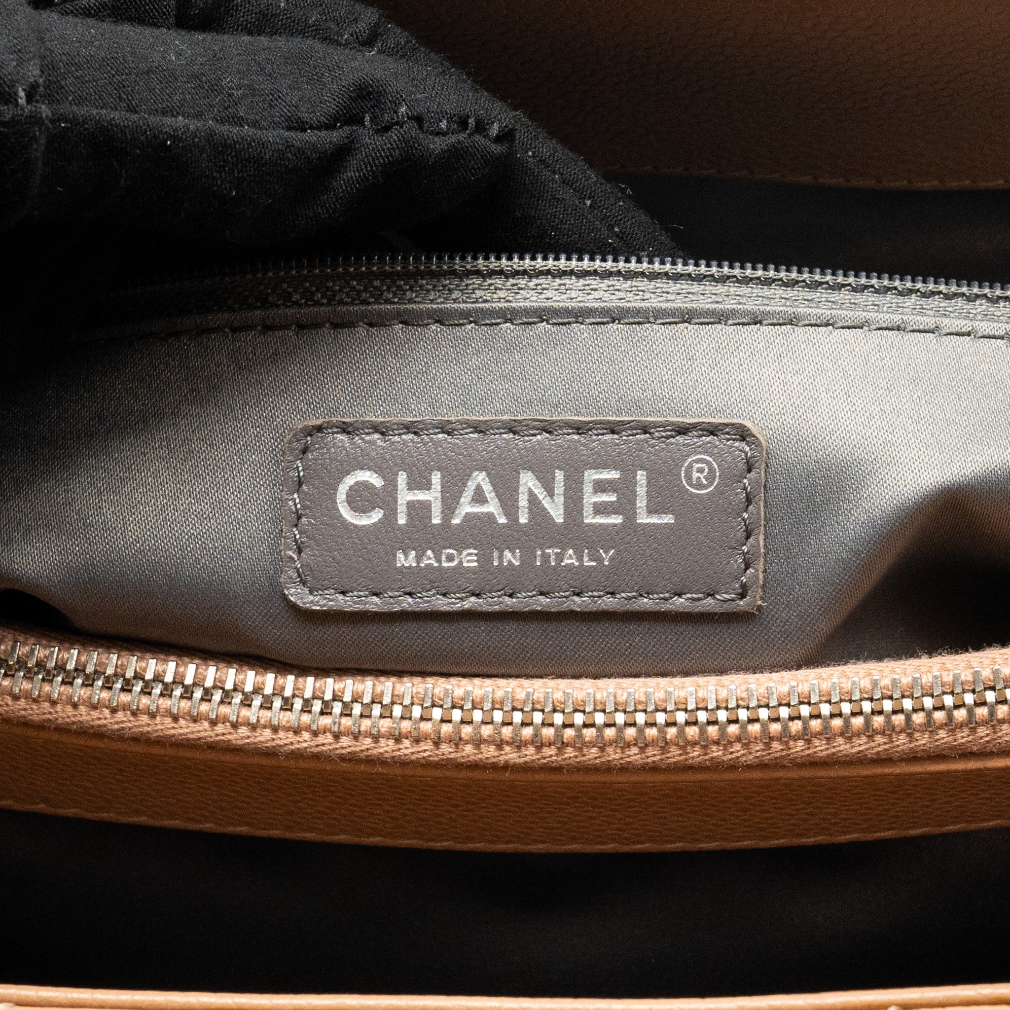 chanel-grand-shopping-tote-bag-caviar-dark-beige-shw