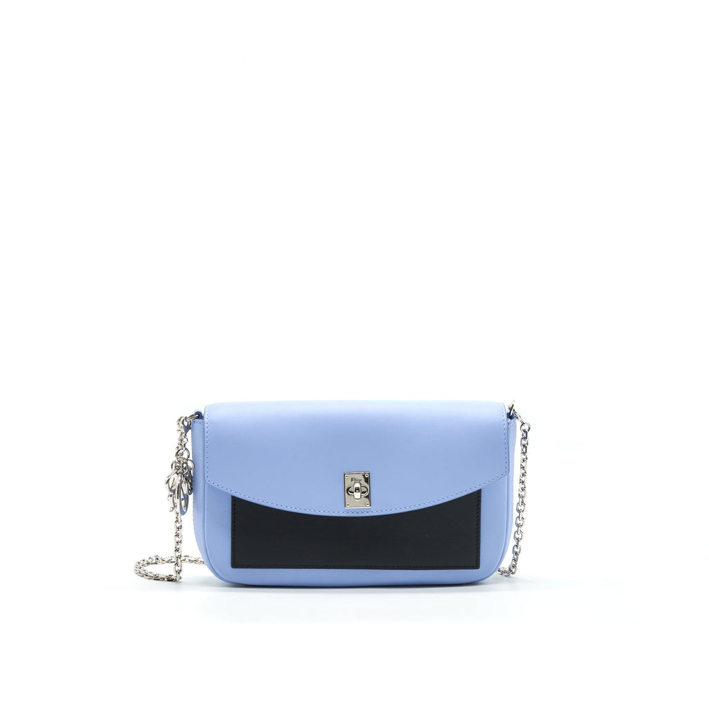 dior-evening-wallet-on-chain-light-blue-black-whitec