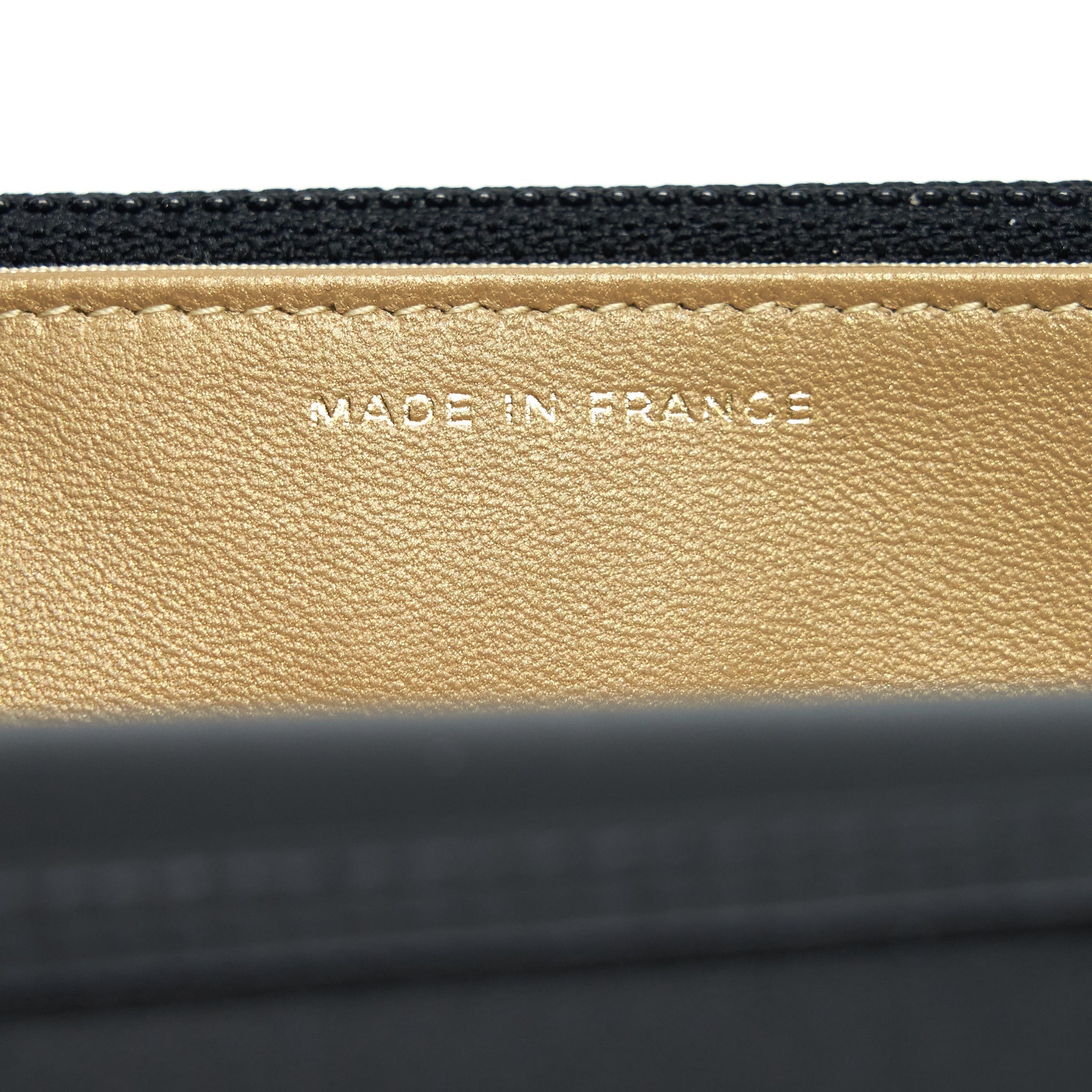 chanel-pearl-crush-wallet-on-chain-black-ghw-micrichip