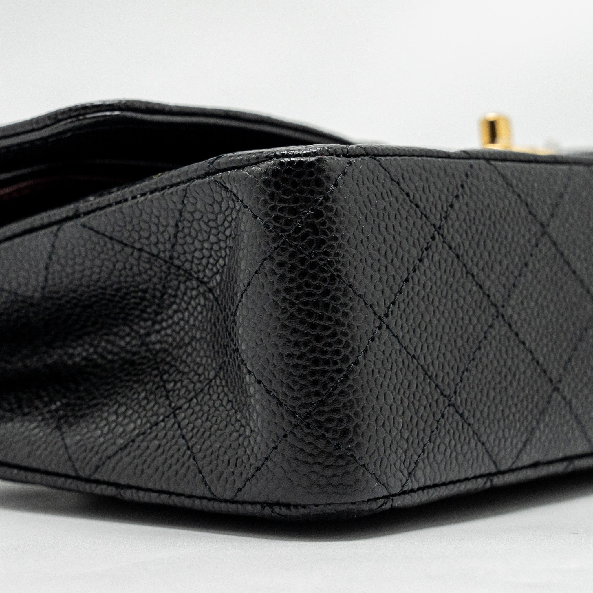 chanel-medium-classic-double-flap-bag-caviar-black-ghw-microchip-8