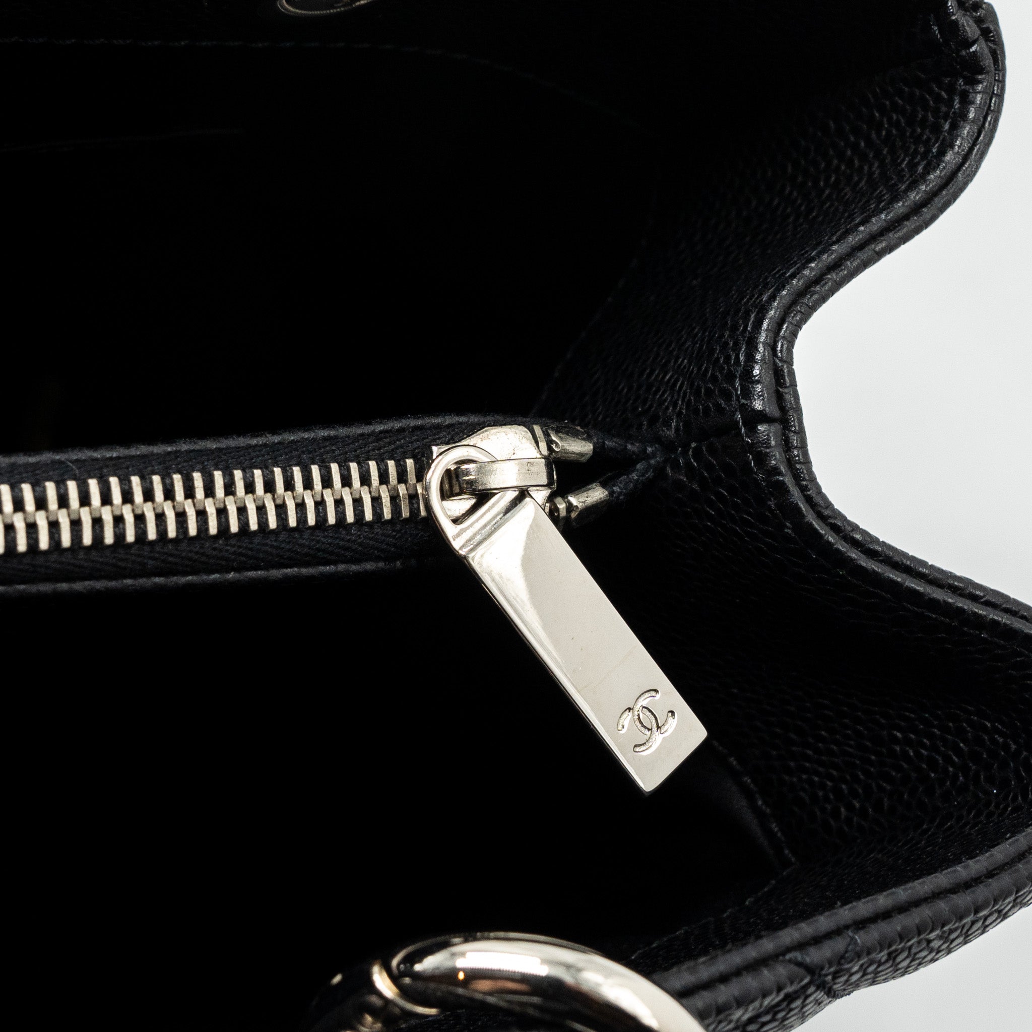 chanel-grand-shopping-tote-caviar-black-shw-1