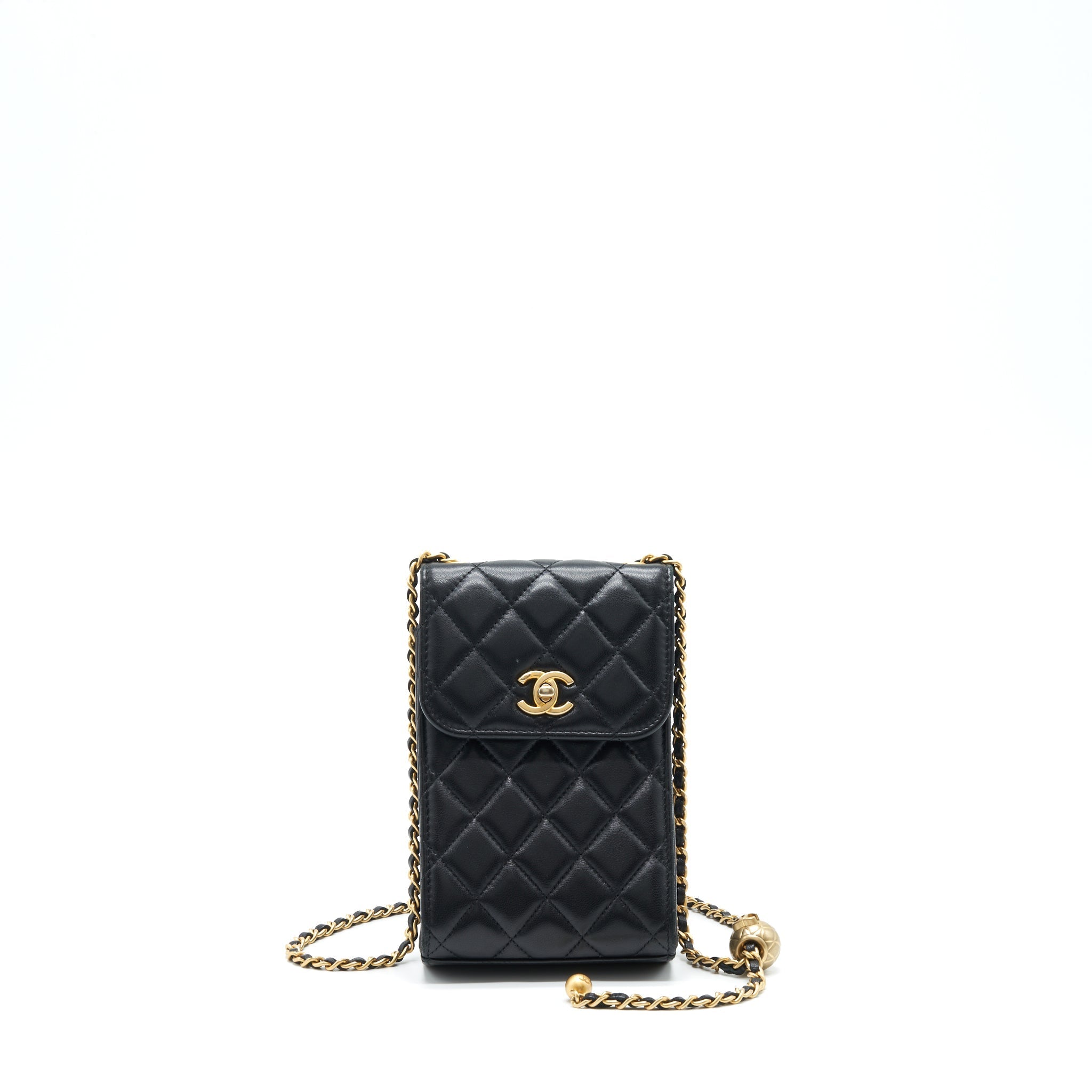 chanel-pearl-crush-phone-case-with-chain-lambskin-black-ghw